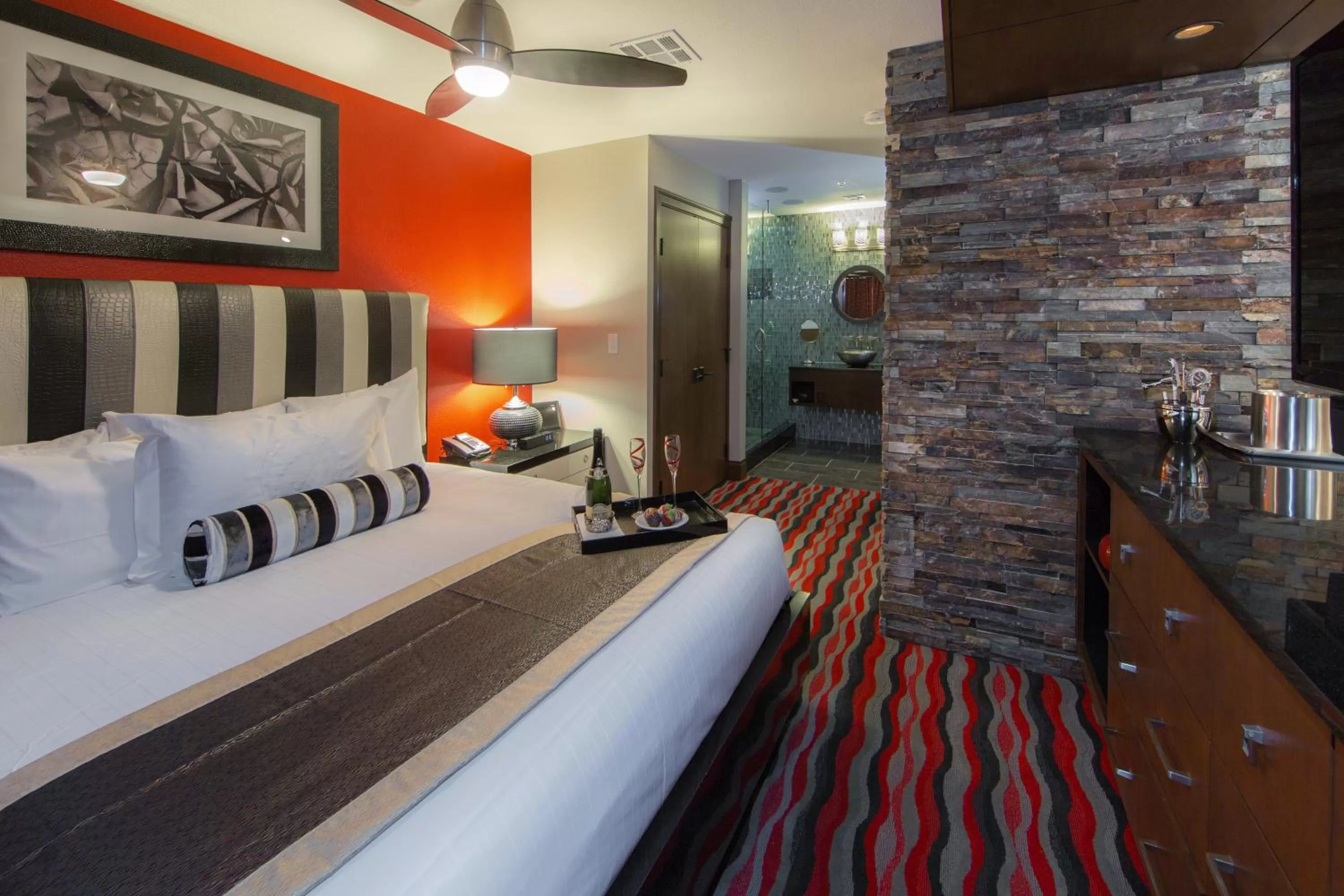 Photo of the whole room, Bed in Holiday Inn Club Vacations at Desert Club Resort