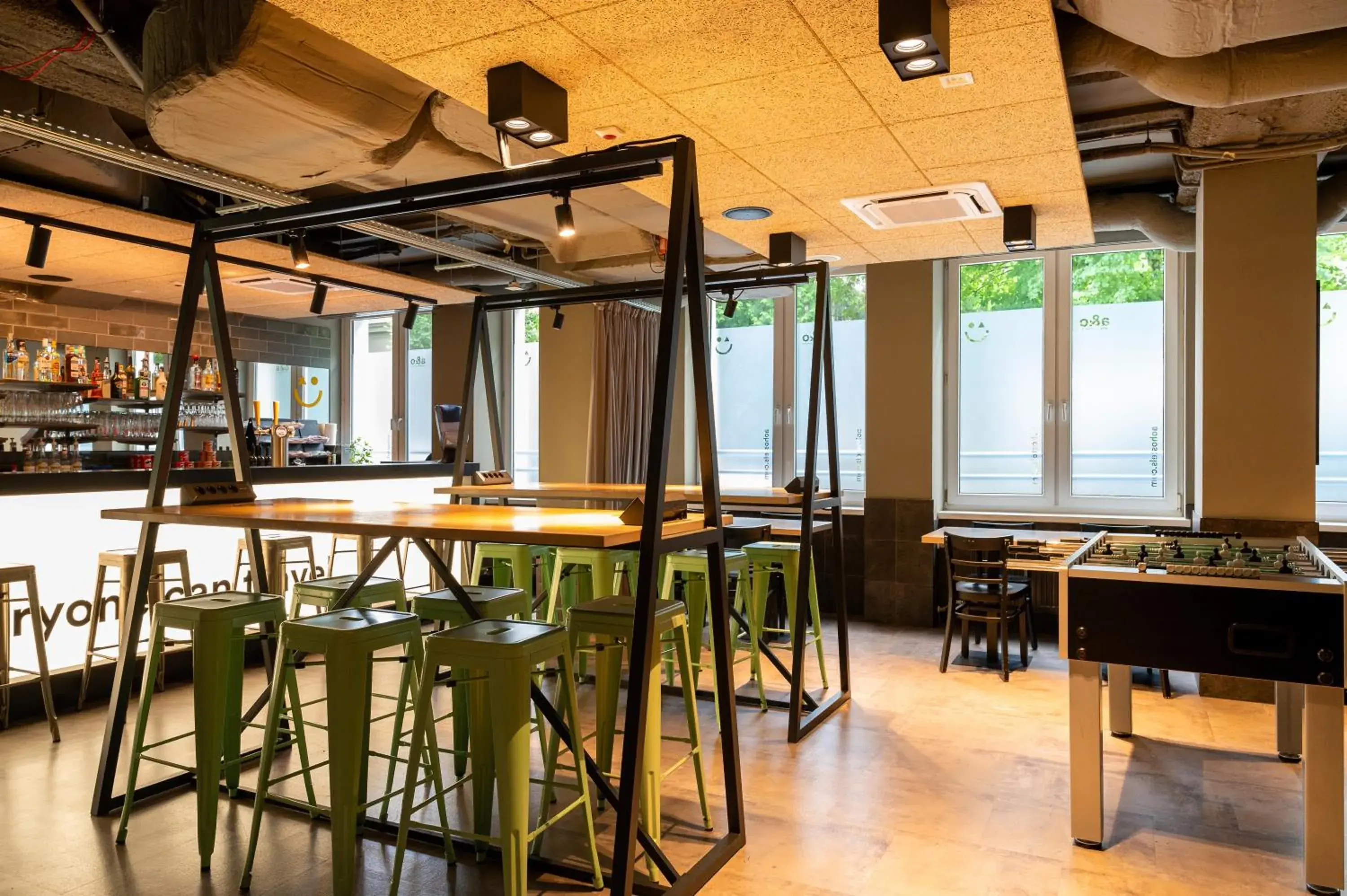 Lounge or bar, Restaurant/Places to Eat in a&o Warsaw Wola
