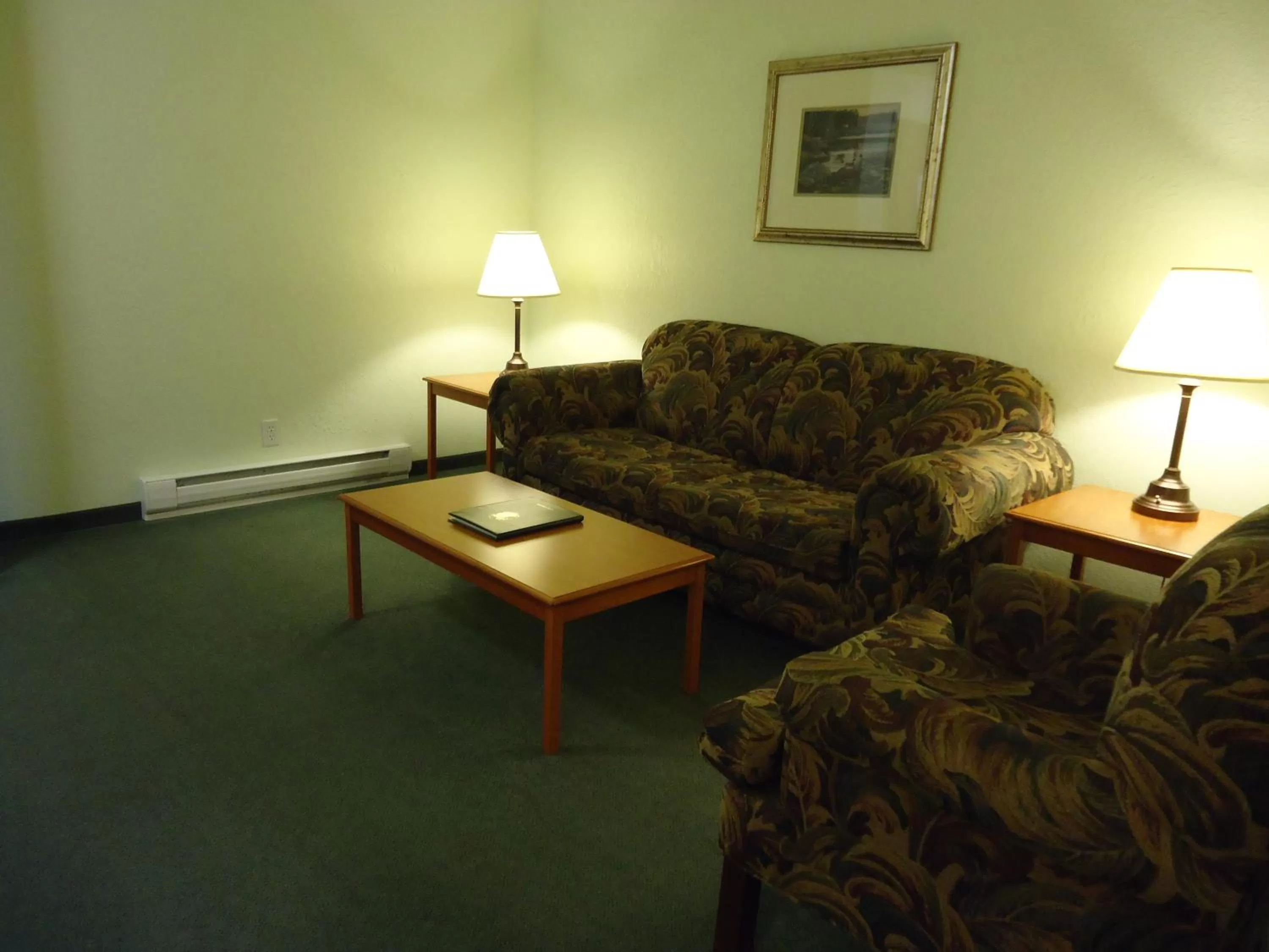 Seating area in Super 8 by Wyndham Dauphin