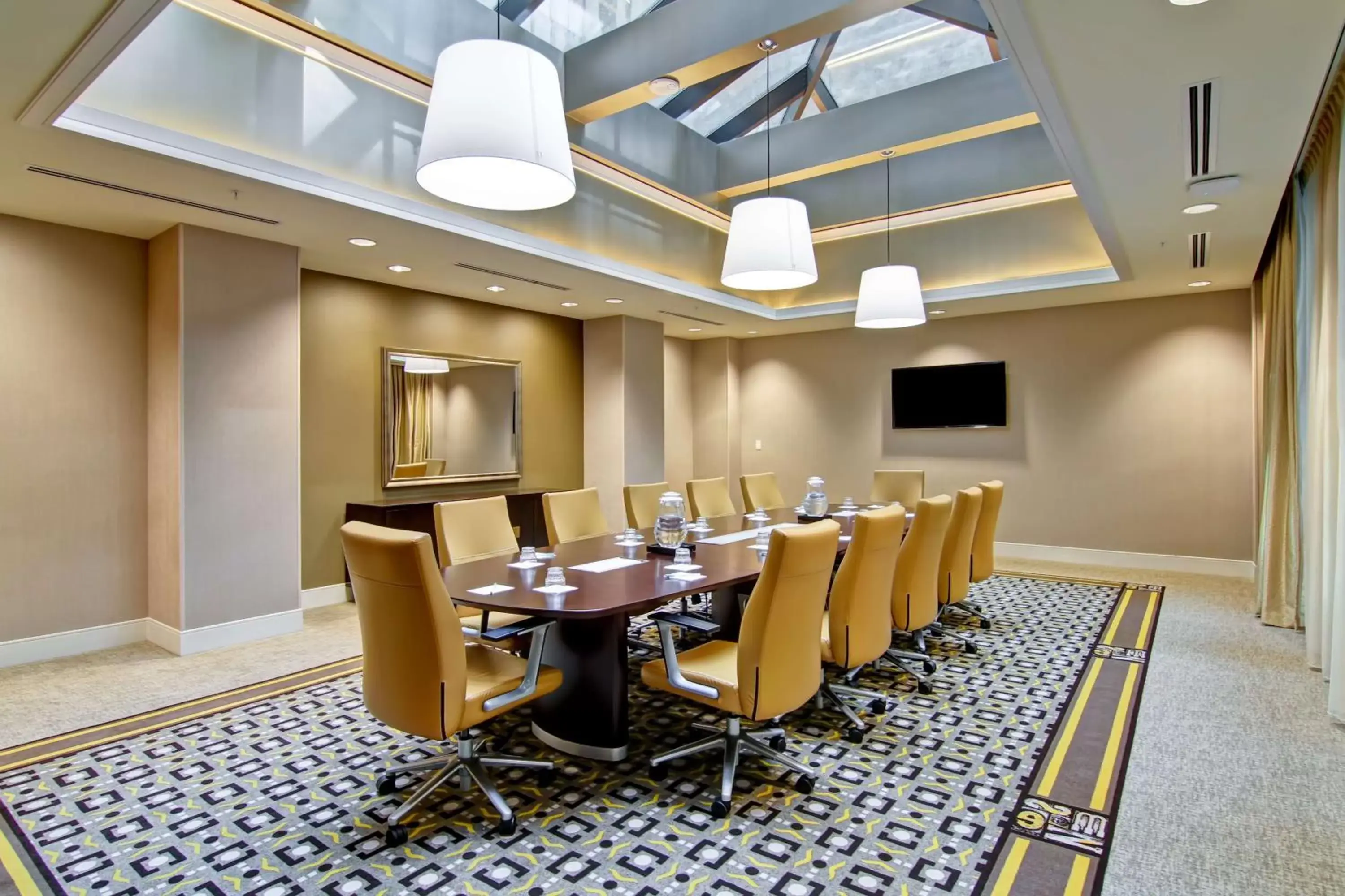Meeting/conference room in Hampton Inn and Suites Cincinnati - Downtown
