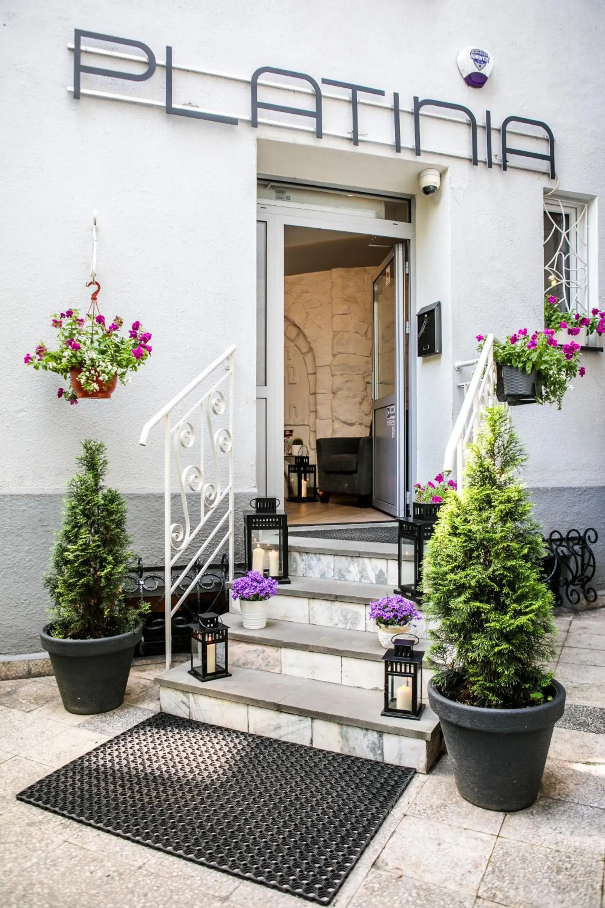 Facade/entrance in Apartamenty Platinia - komfortowe noclegi Kraków Stare Miasto Facade/entrance in Apartamenty Platinia - komfortowe noclegi Kraków Stare Miasto