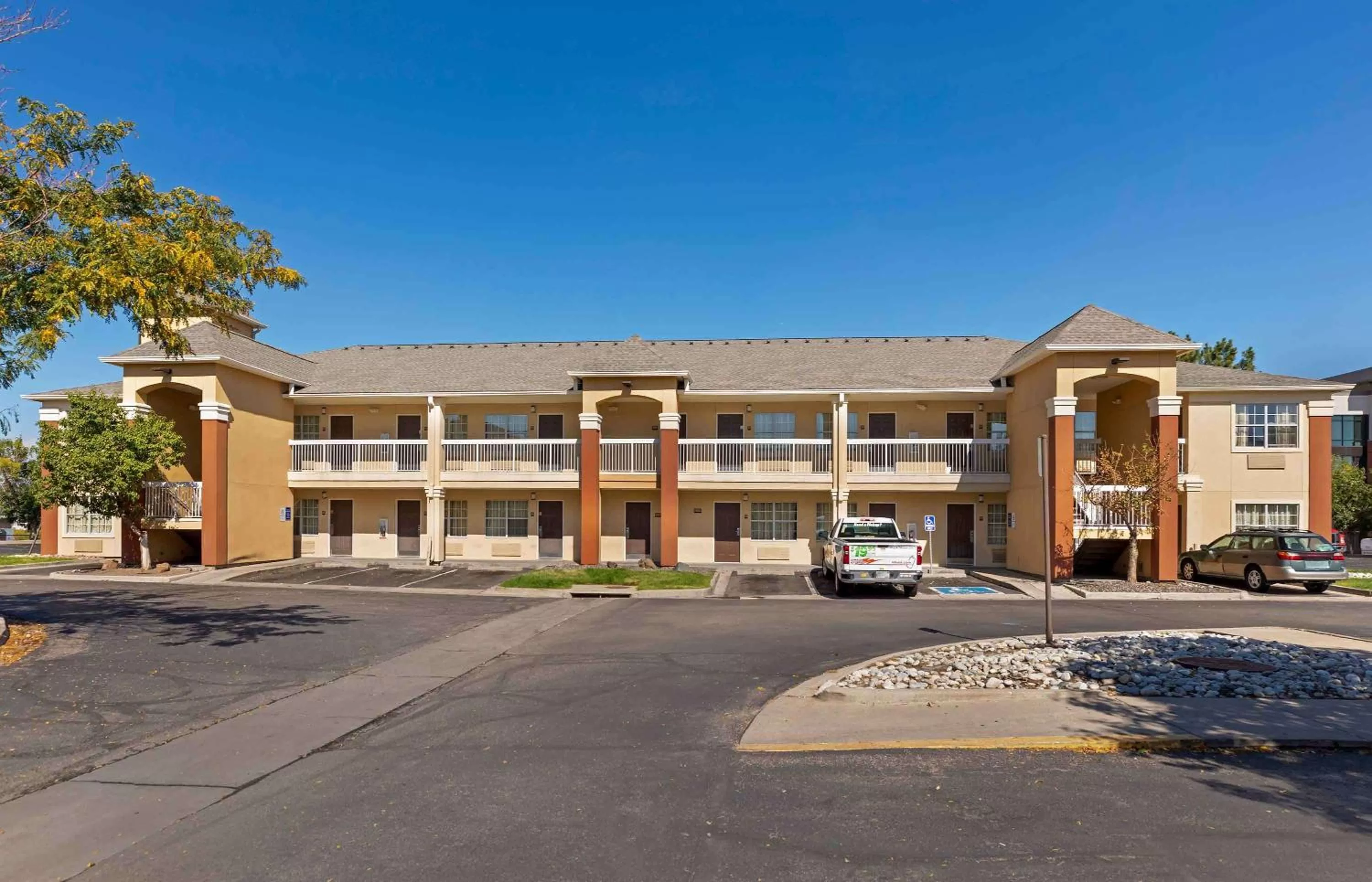 Property building in Extended Stay America Select Suites - Denver - Aurora South