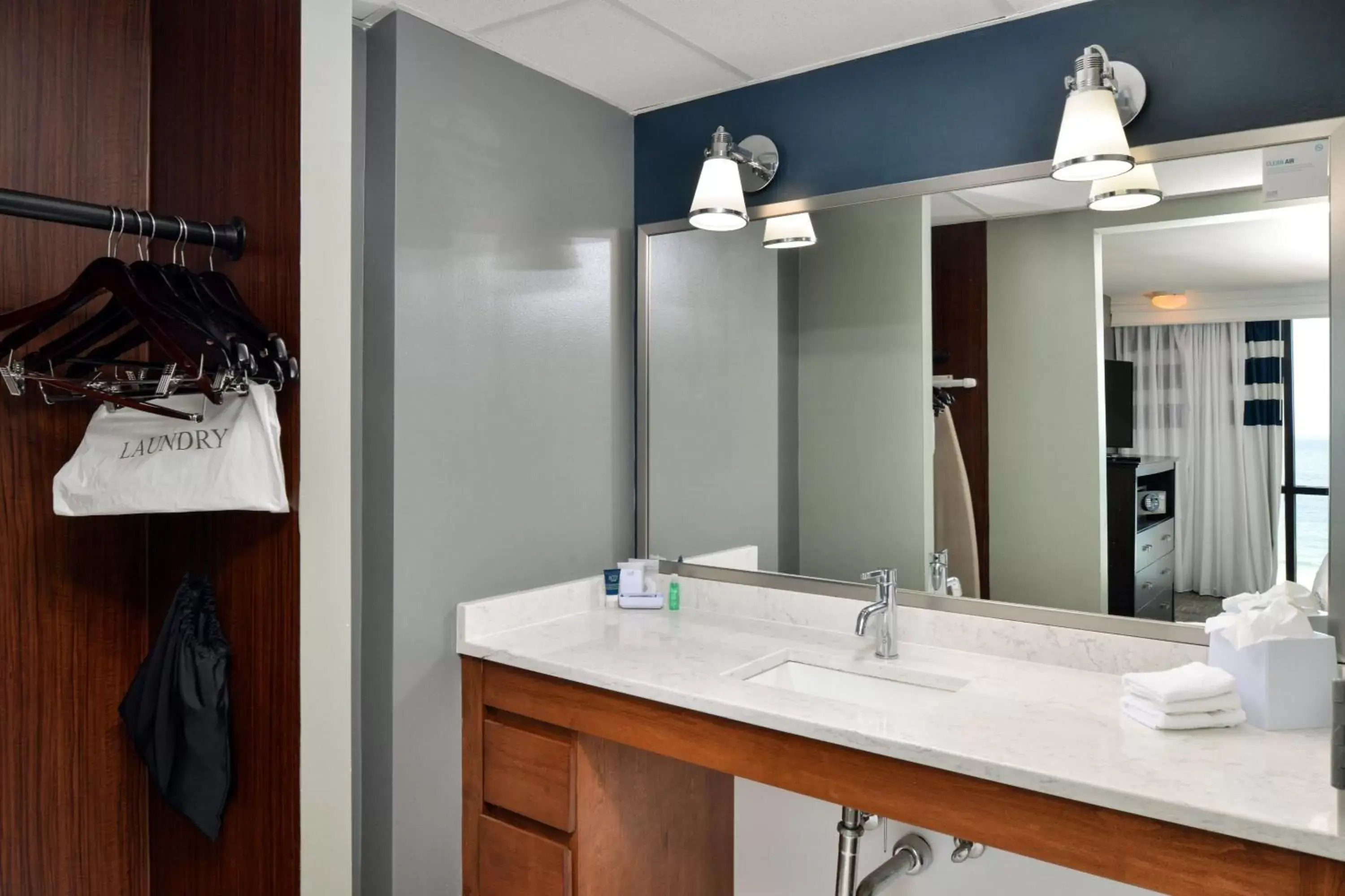 Bathroom in Four Points by Sheraton Virginia Beach Oceanfront