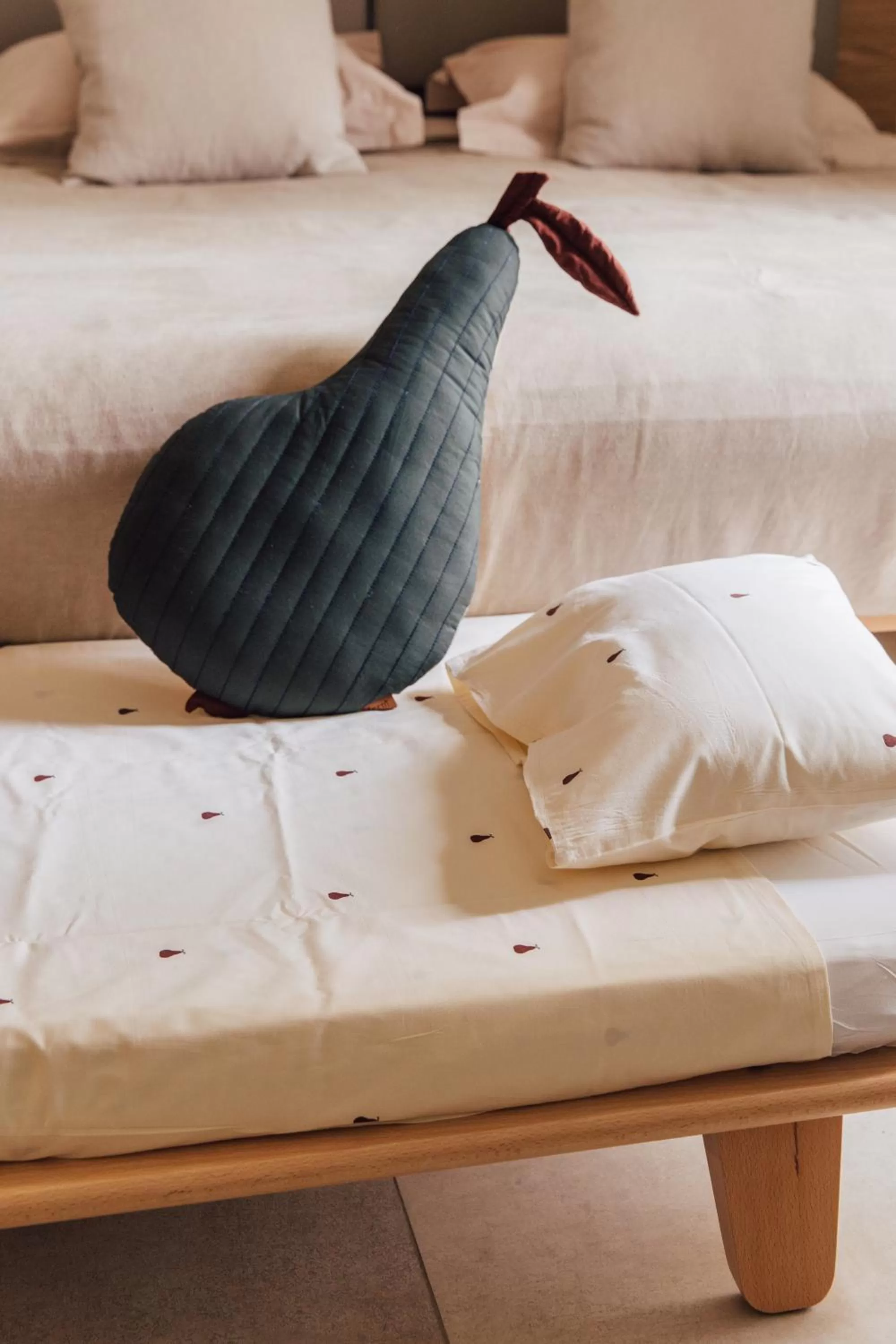 children, Bed in Plácido y Grata