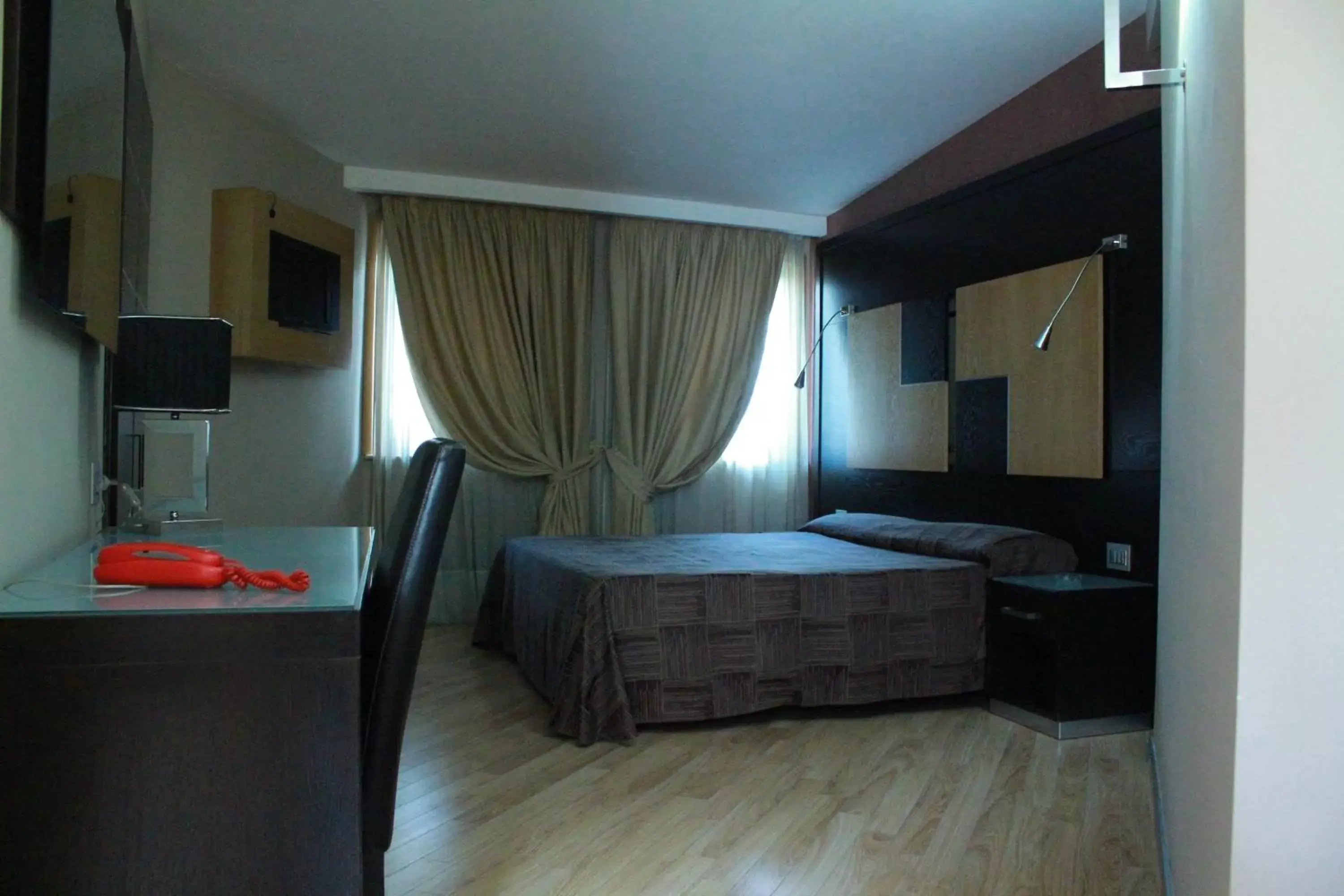 Photo of the whole room, Bed in Hotel Ginepro