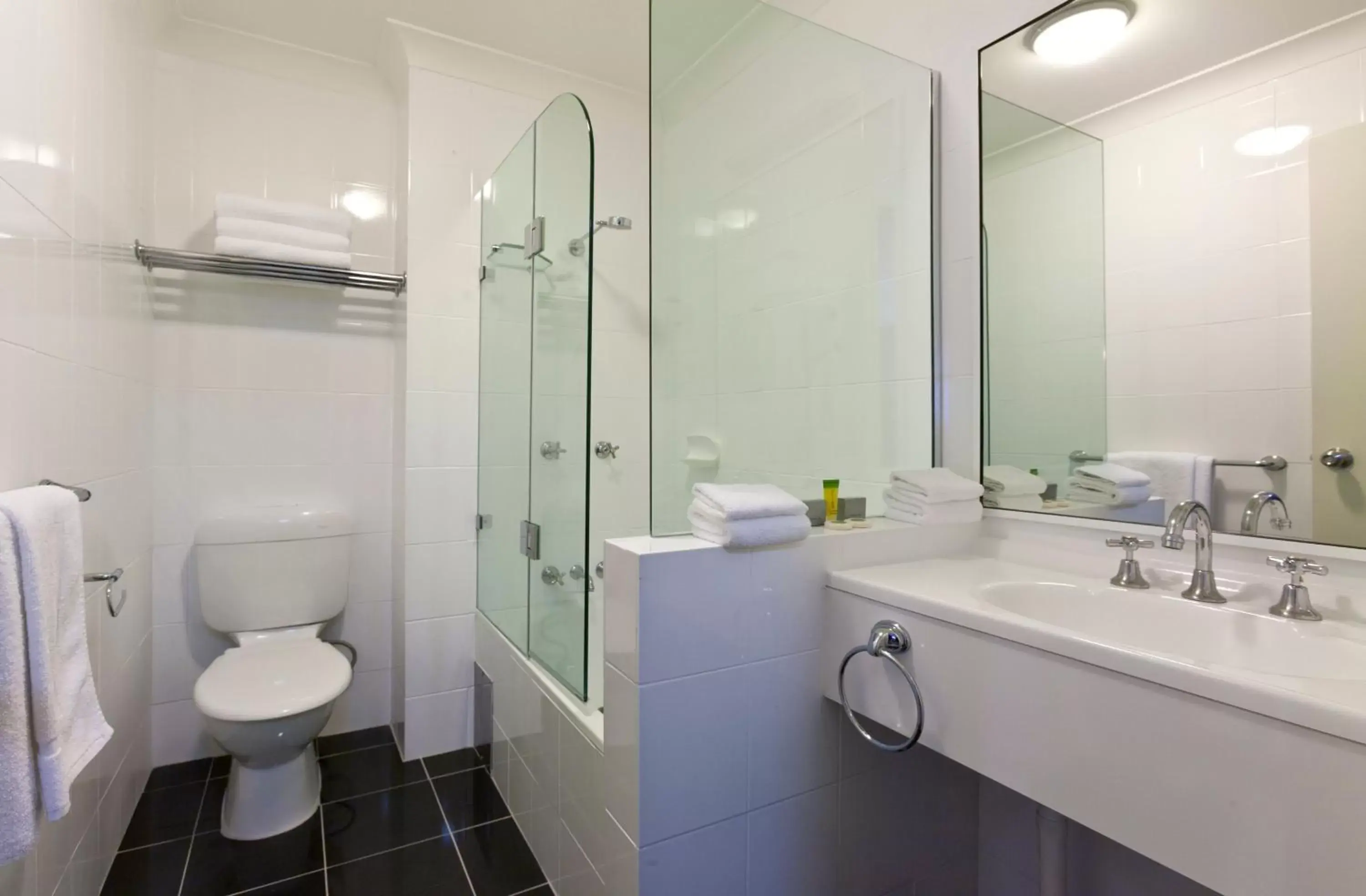 Bathroom in ibis Styles Canberra Tall Trees Hotel
