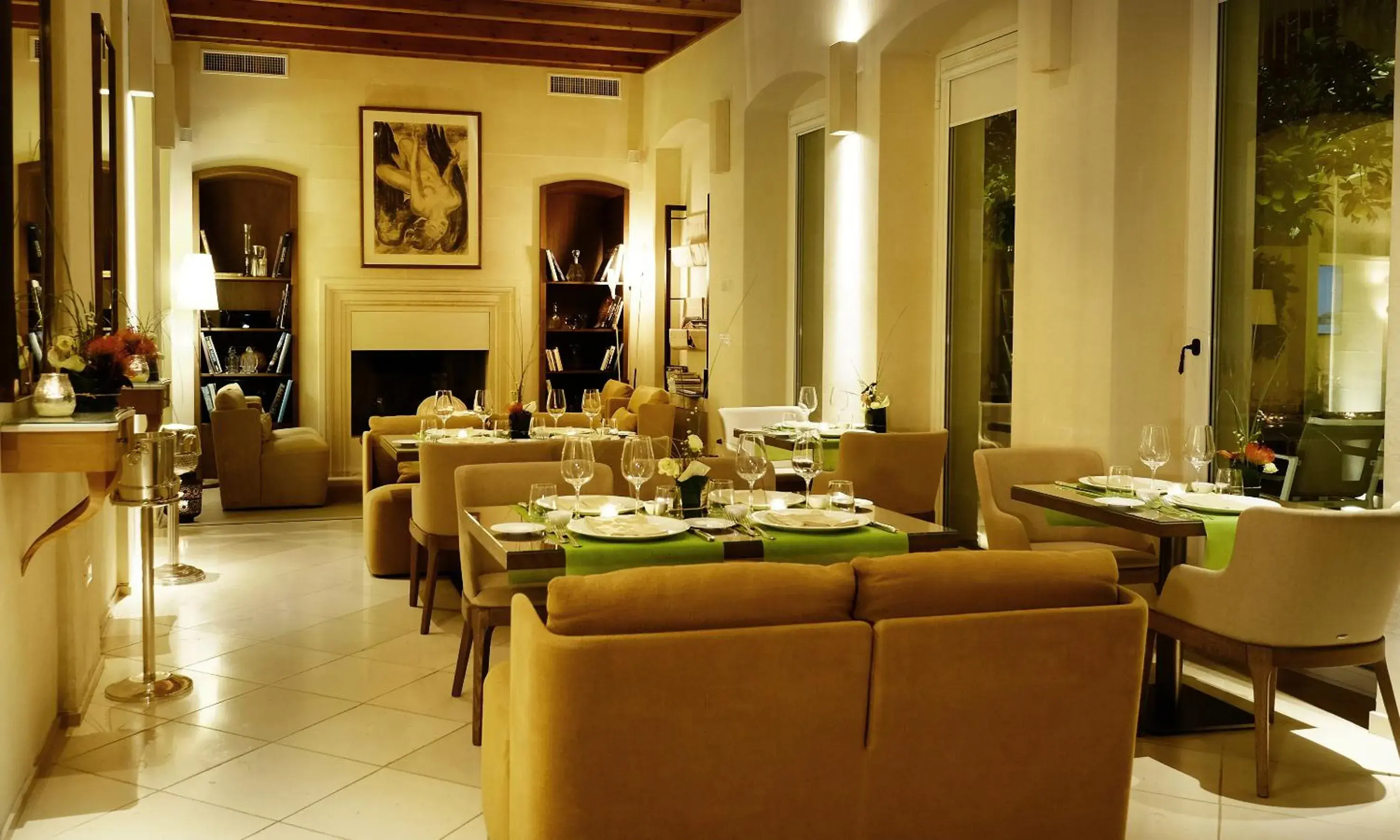 Restaurant/Places to Eat in La Fiermontina - luxury home hotel