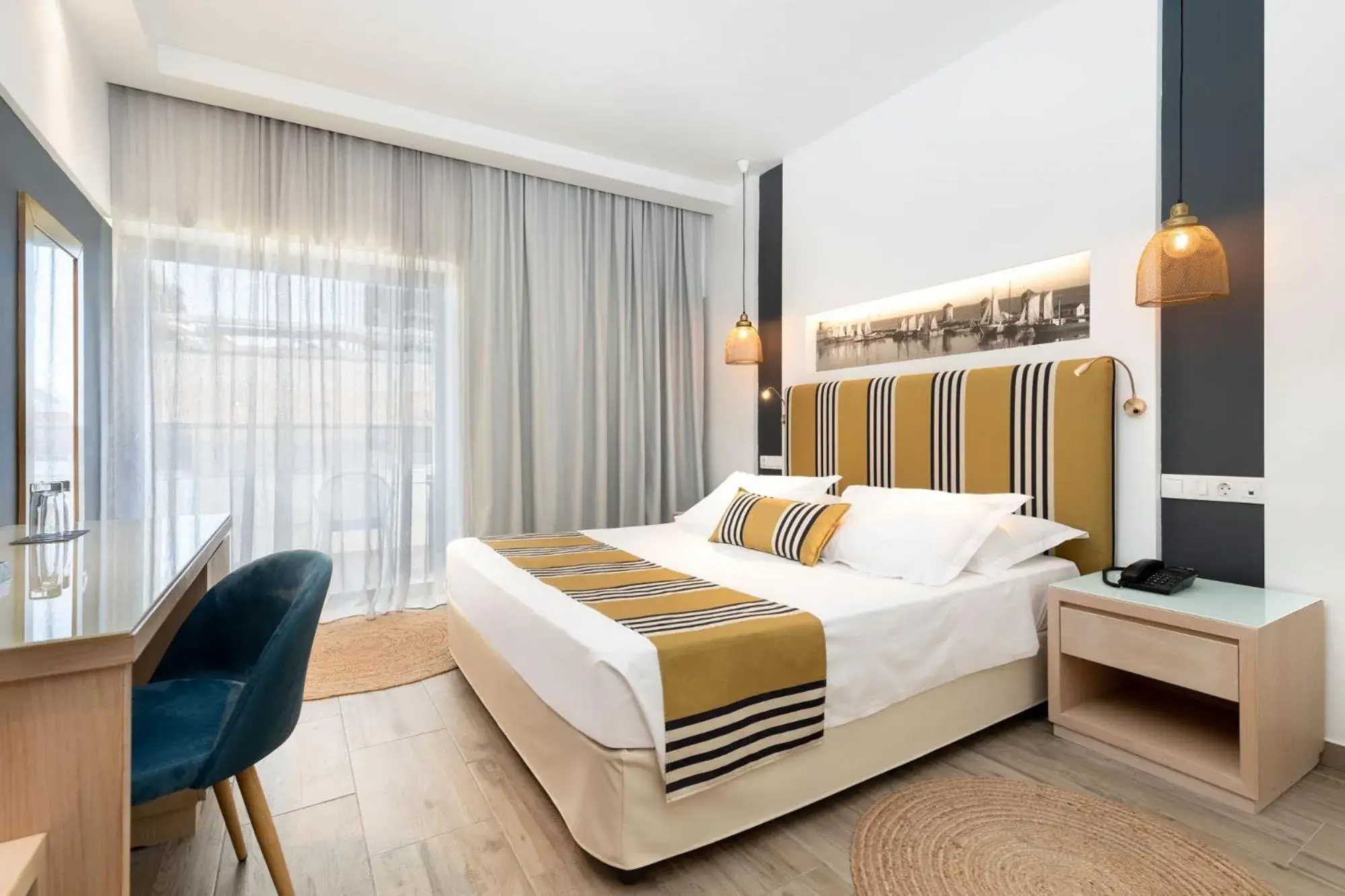 Superior Room with Kingsize bed, single Sofa bed and Balcony in Mercure Rhodes Alexia Hotel & Spa Superior Room with Kingsize bed, single Sofa bed and Balcony in Mercure Rhodes Alexia Hotel & Spa