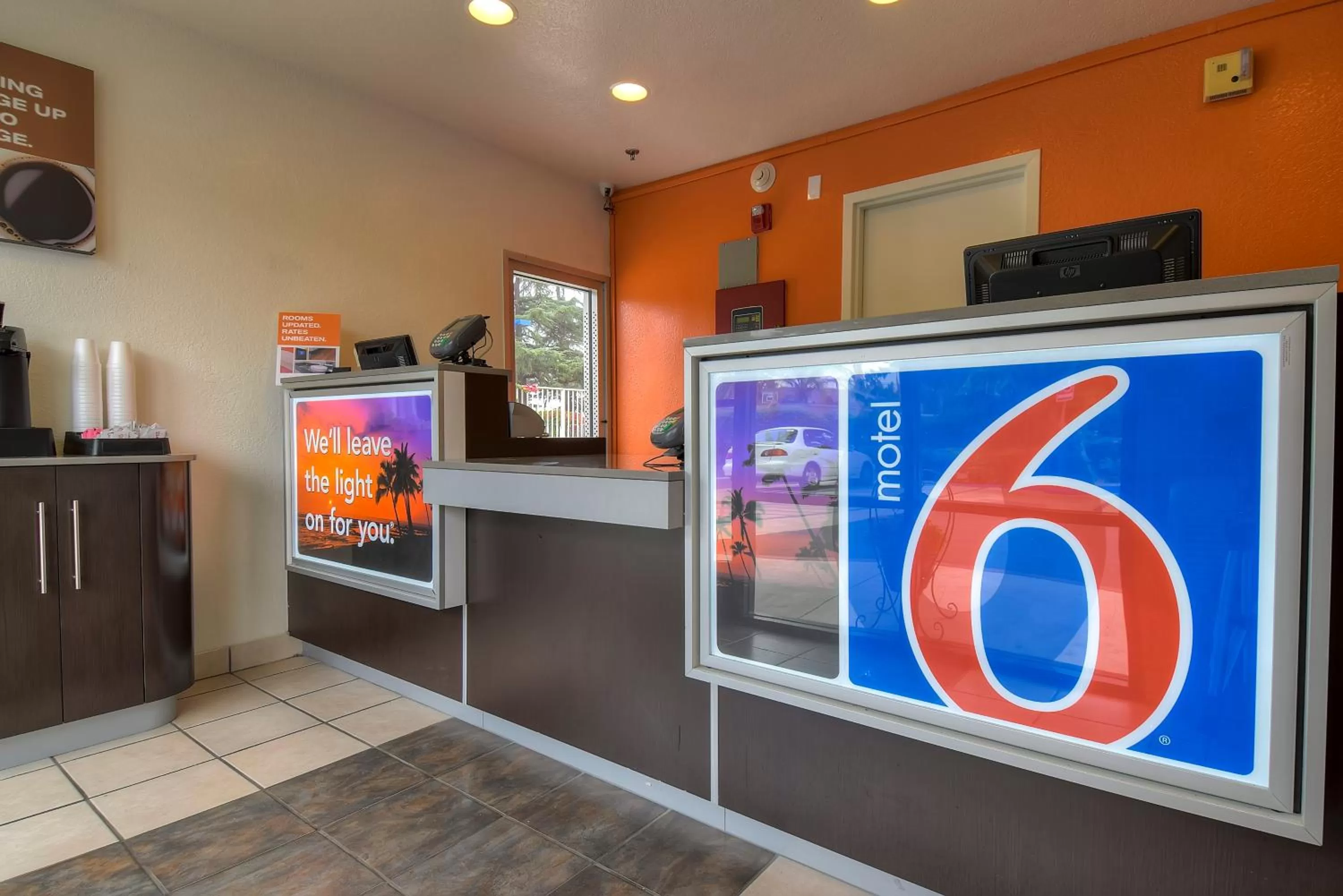 Coffee/tea facilities in Motel 6-Arcadia, CA - Los Angeles - Pasadena Area