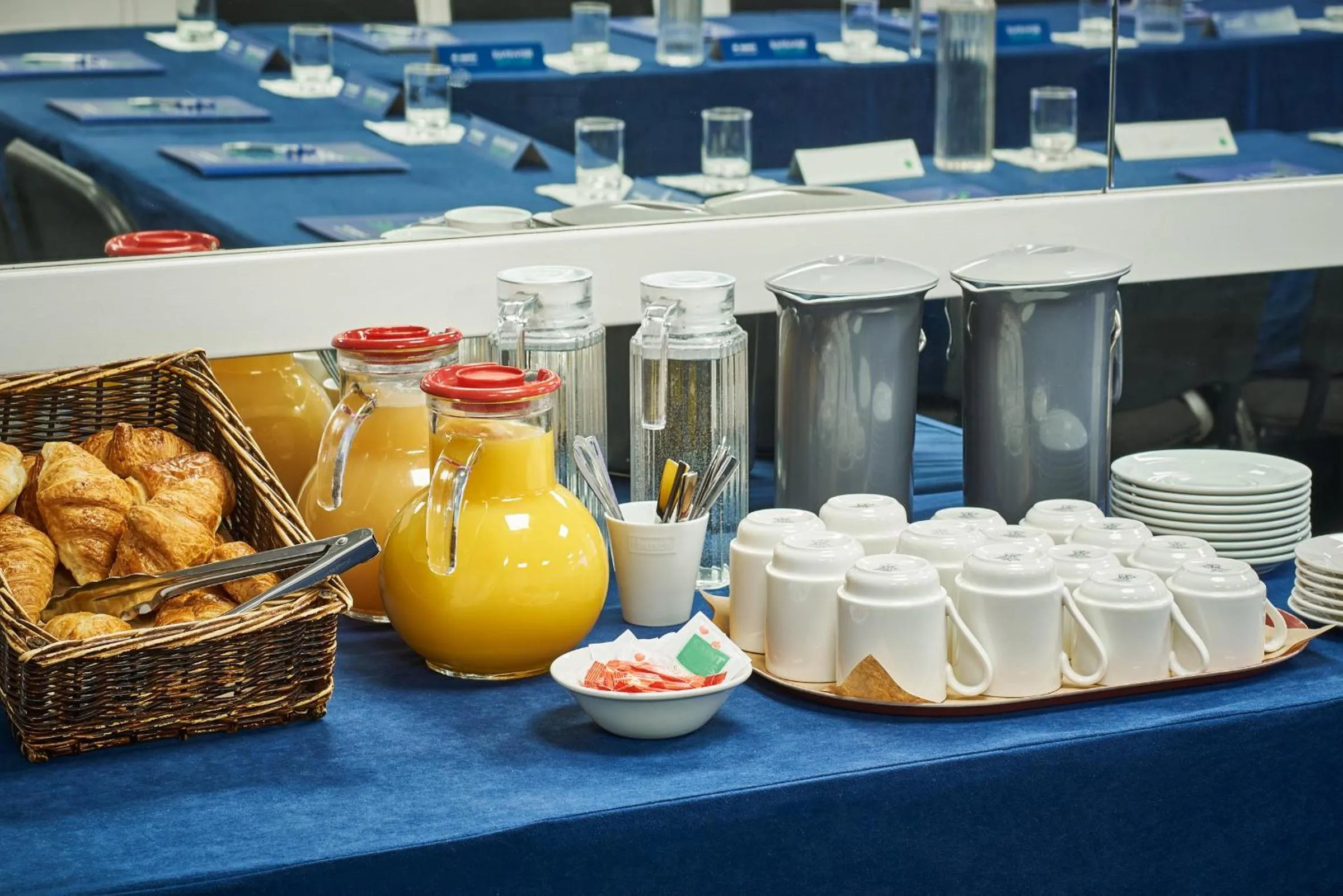 Meeting/conference room in Campanile Hotel Nice Centre Acropolis