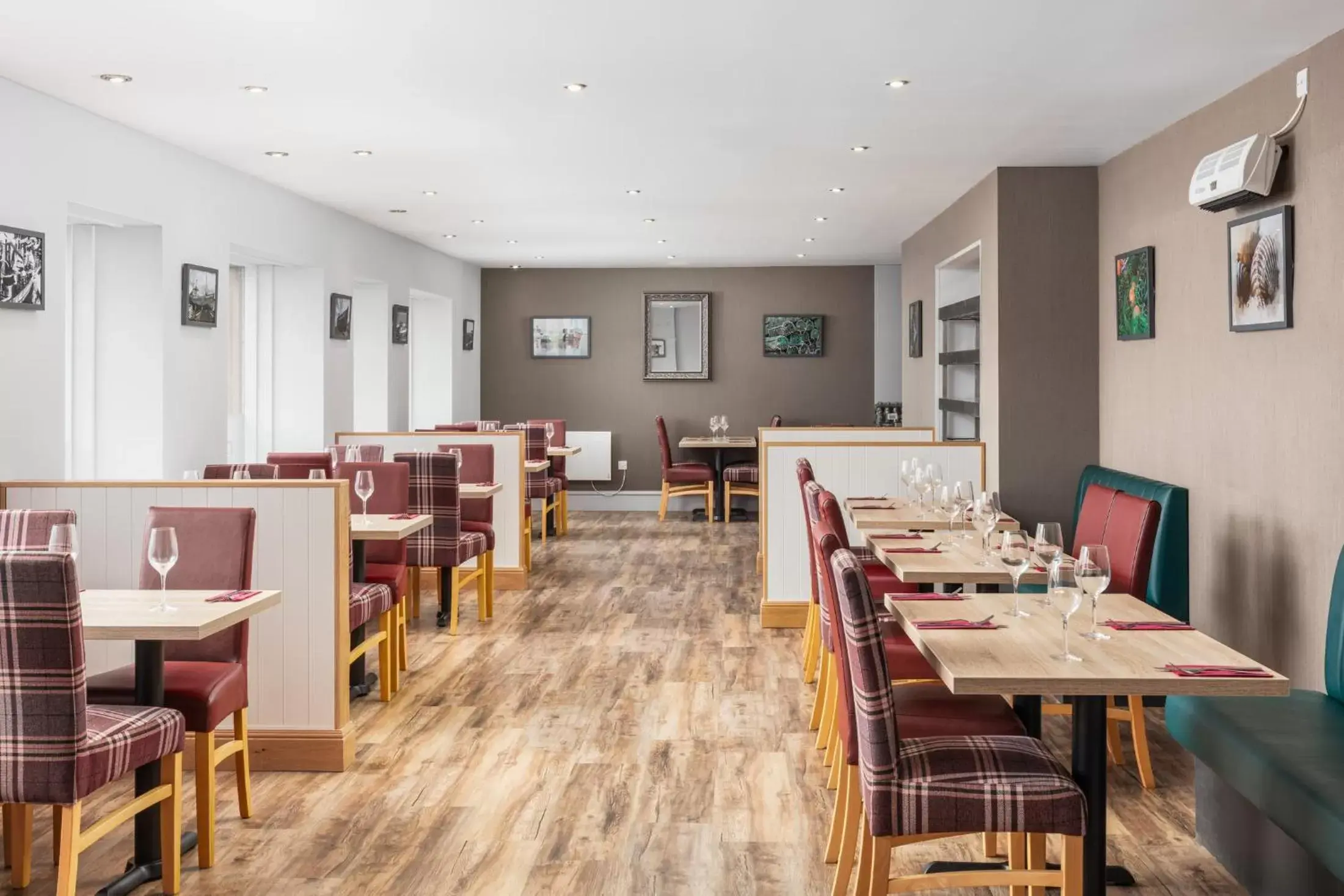 Restaurant/places to eat in Caledonian Hotel 'A Bespoke Hotel’ Restaurant/places to eat in Caledonian Hotel 'A Bespoke Hotel’