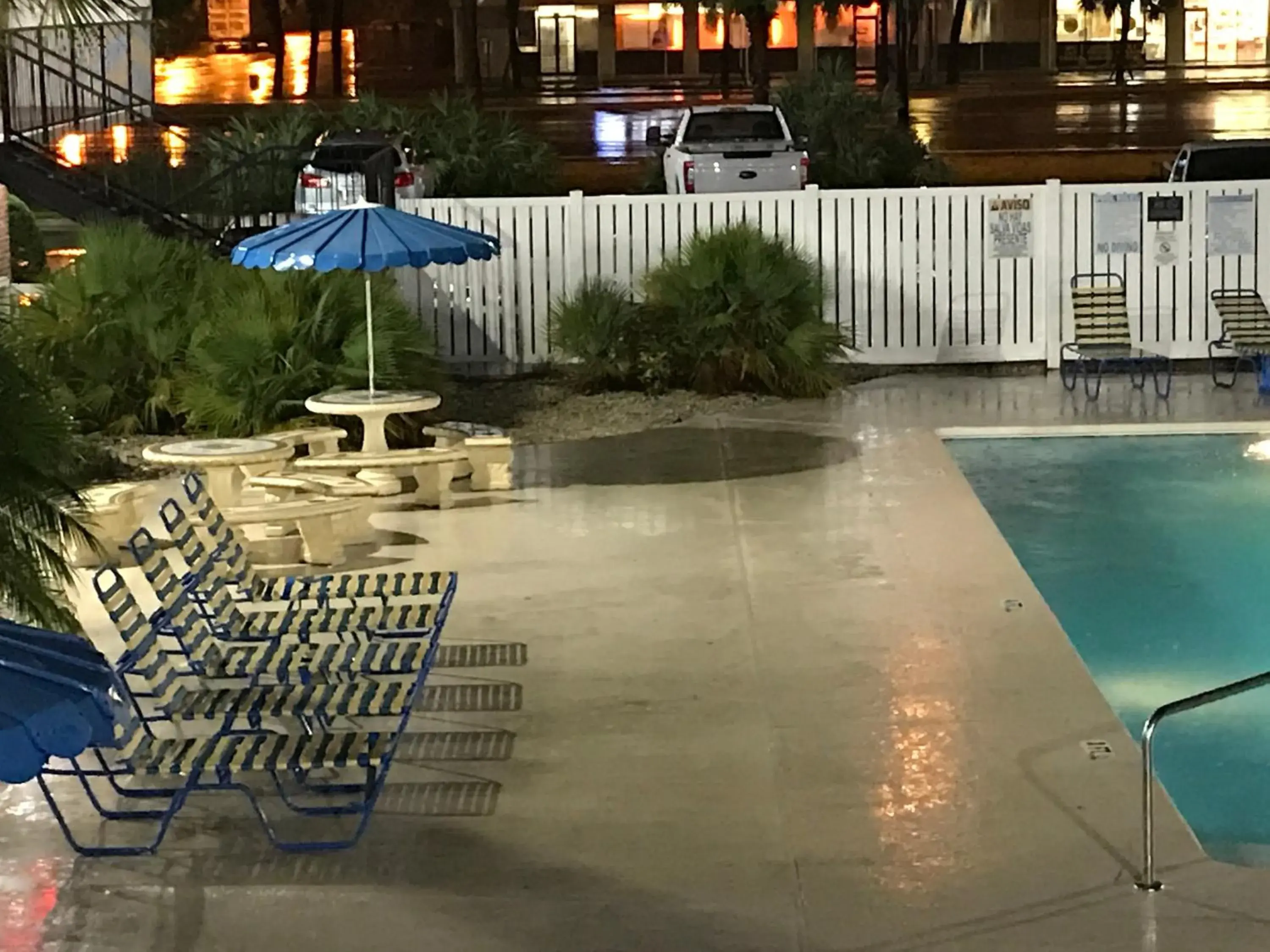 Swimming pool in Stay Inn - Bartow