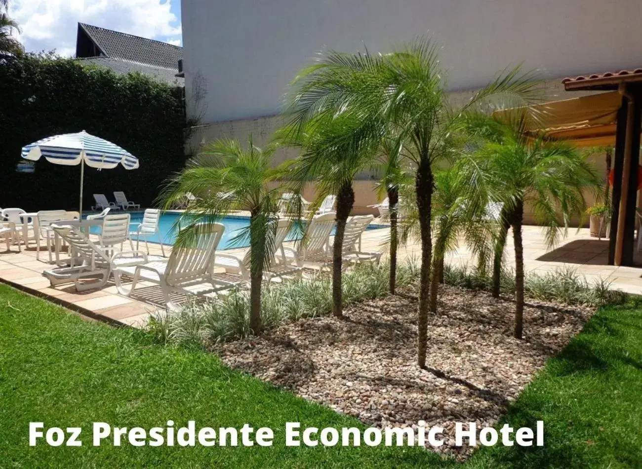 Garden view in Foz Presidente Economic Hotel