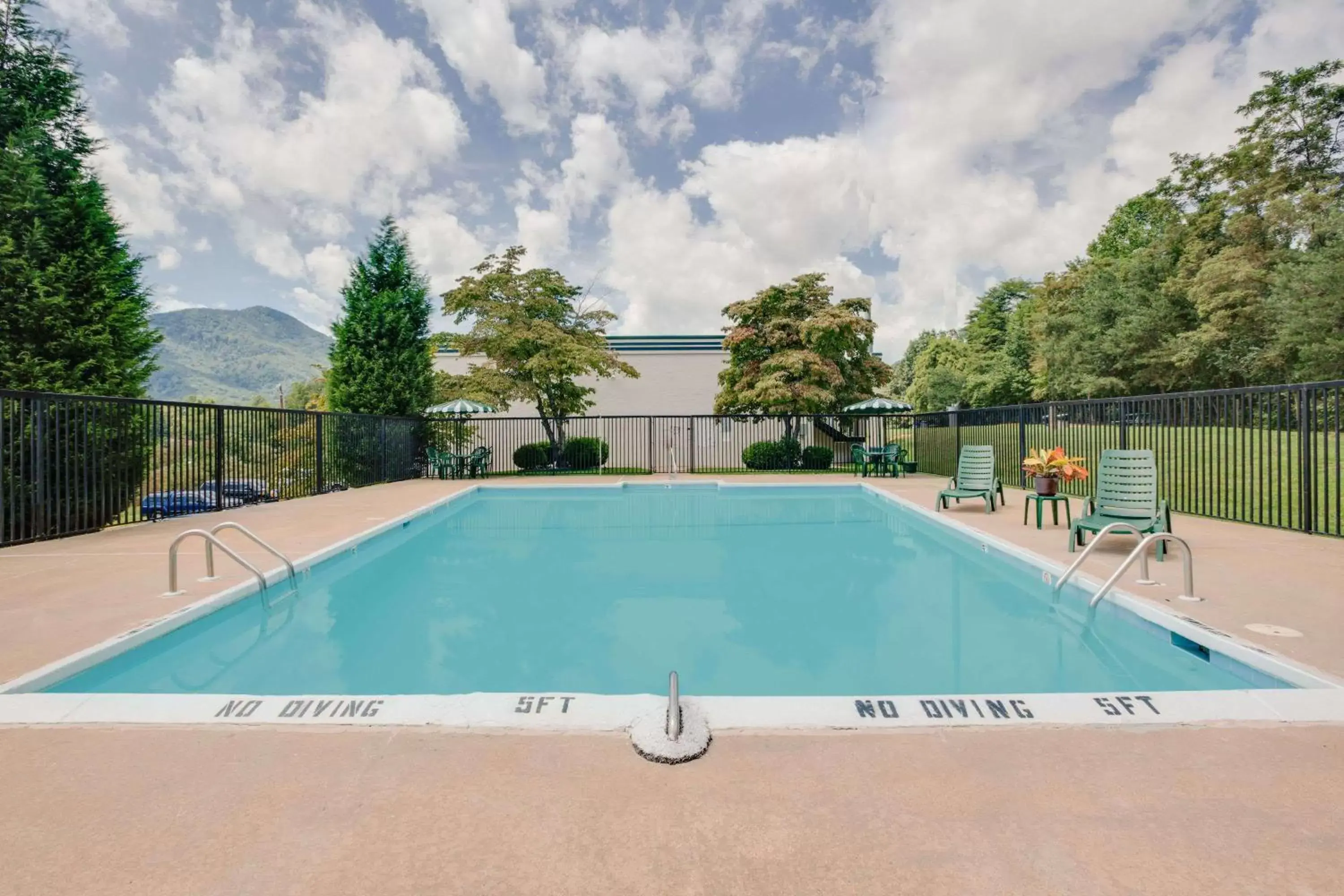 Activities, Swimming Pool in Days Inn by Wyndham Asheville West