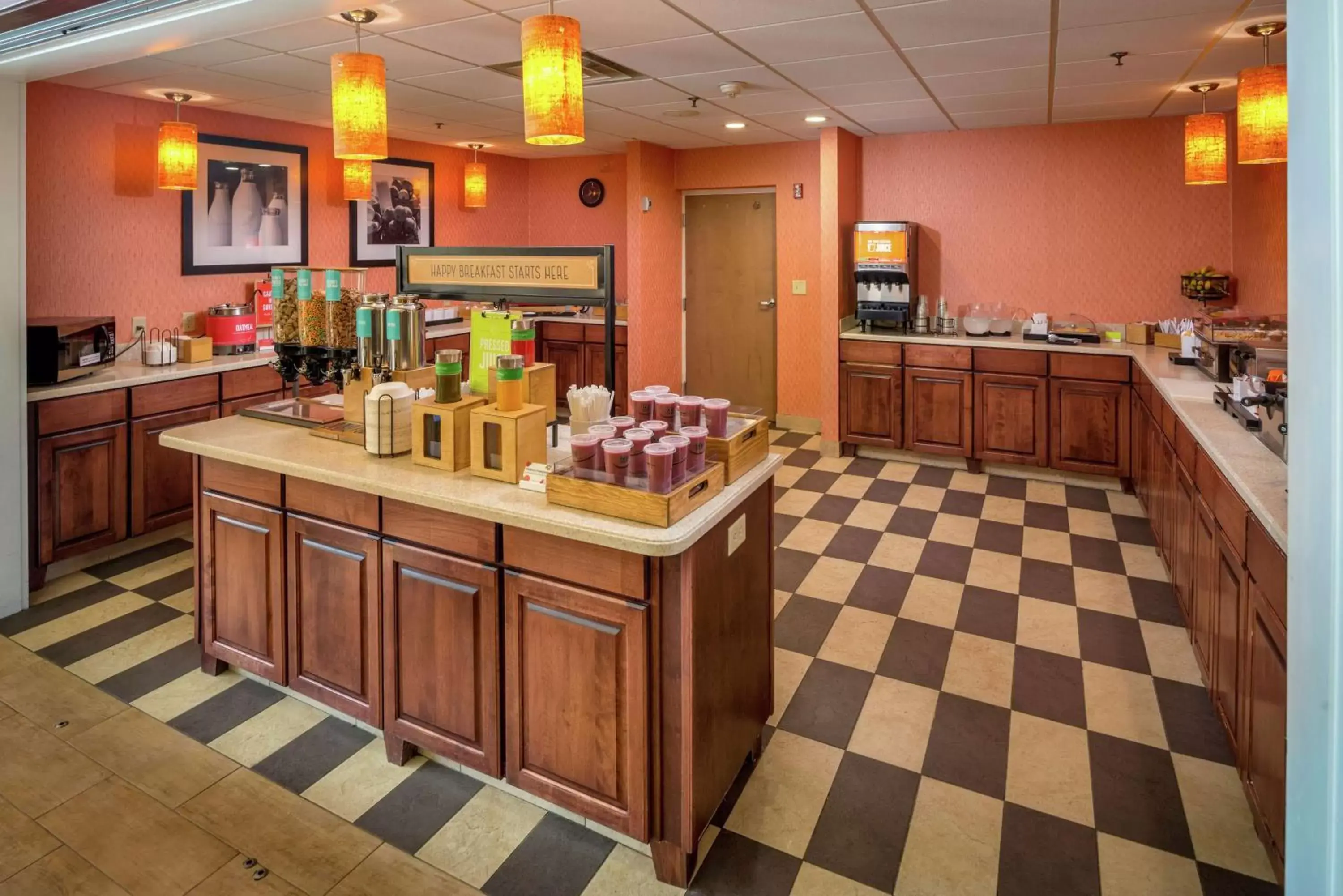 Breakfast, Restaurant/Places to Eat in Hampton Inn & Suites Binghamton/Vestal