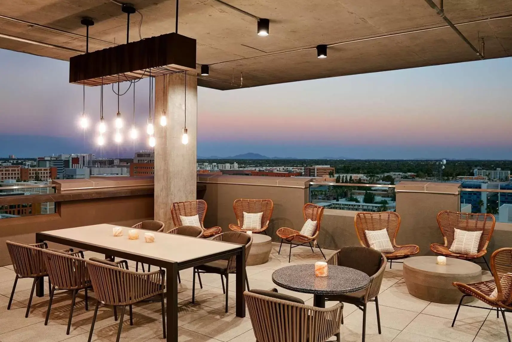 Property building, Restaurant/Places to Eat in Canopy By Hilton Tempe Downtown