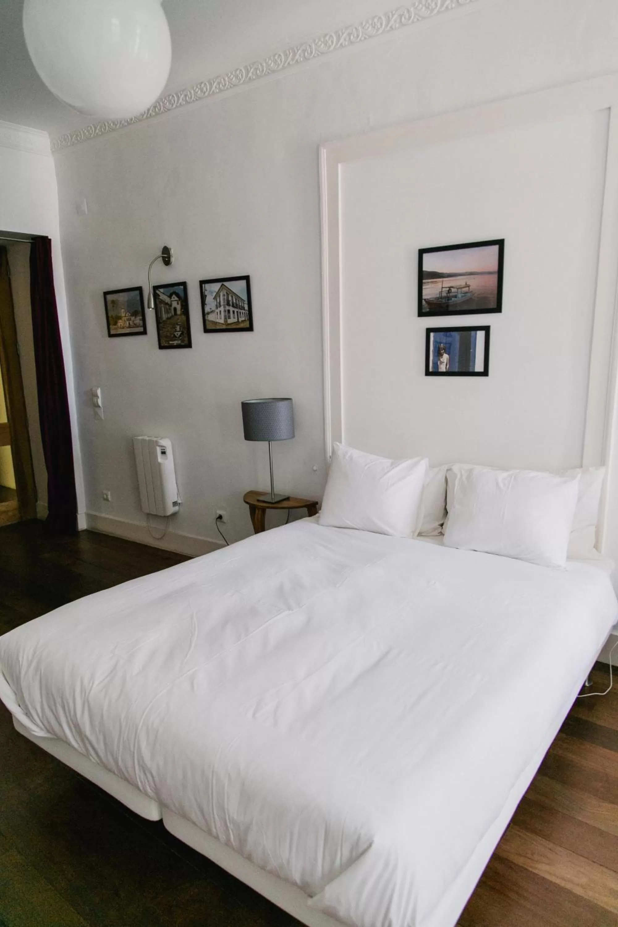 Photo of the whole room, Bed in Asul B&B