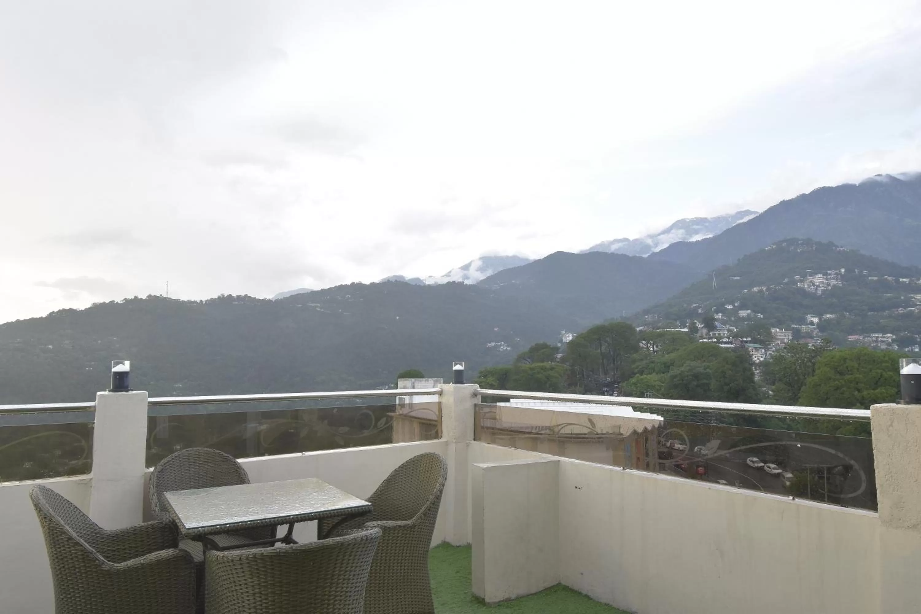 Patio, Balcony/Terrace in The Royal Castle AC Centralized