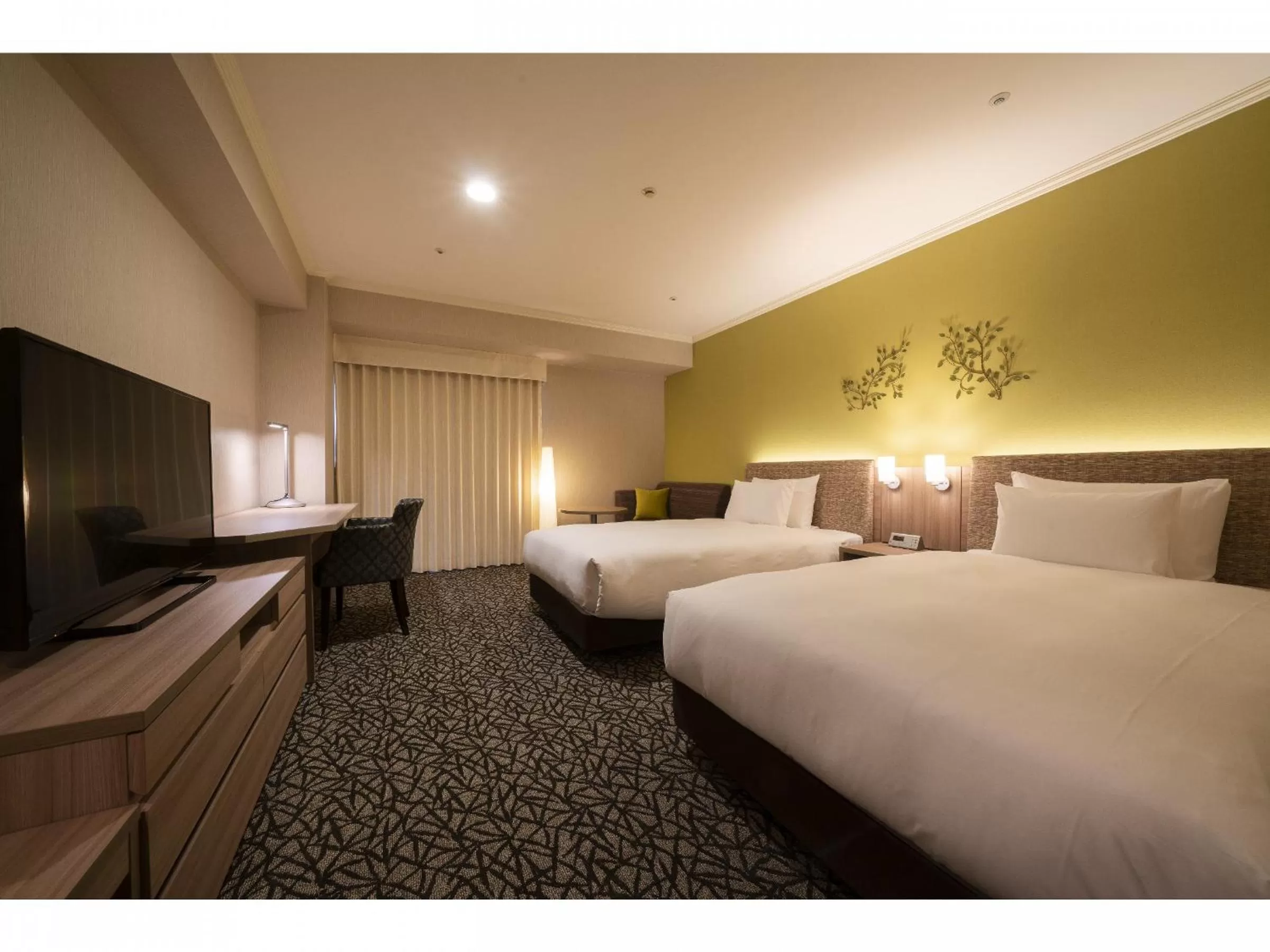 Photo of the whole room, Bed in Hotel Associa Toyohashi