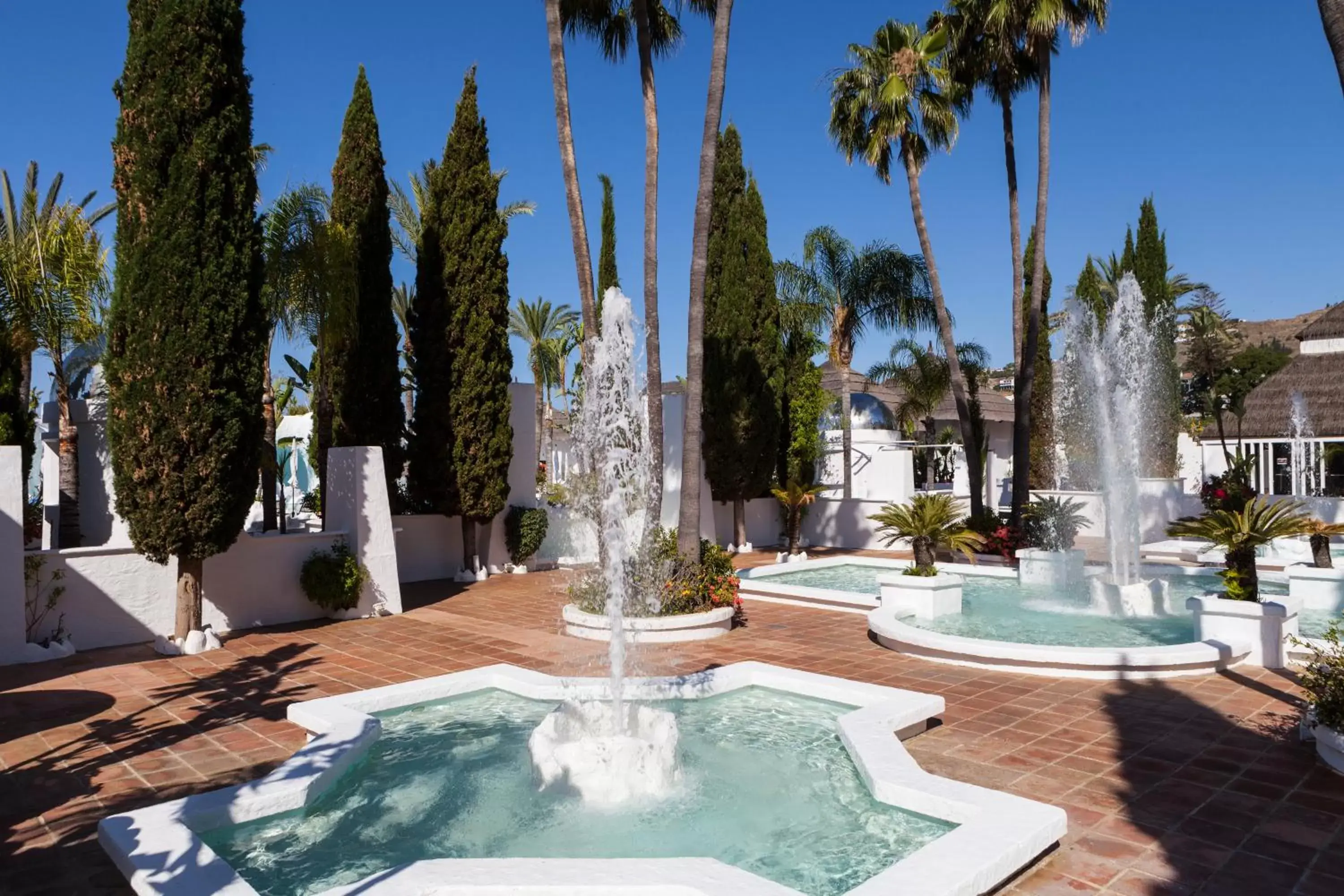 Swimming Pool in Hotel Suites Albayzin Del Mar