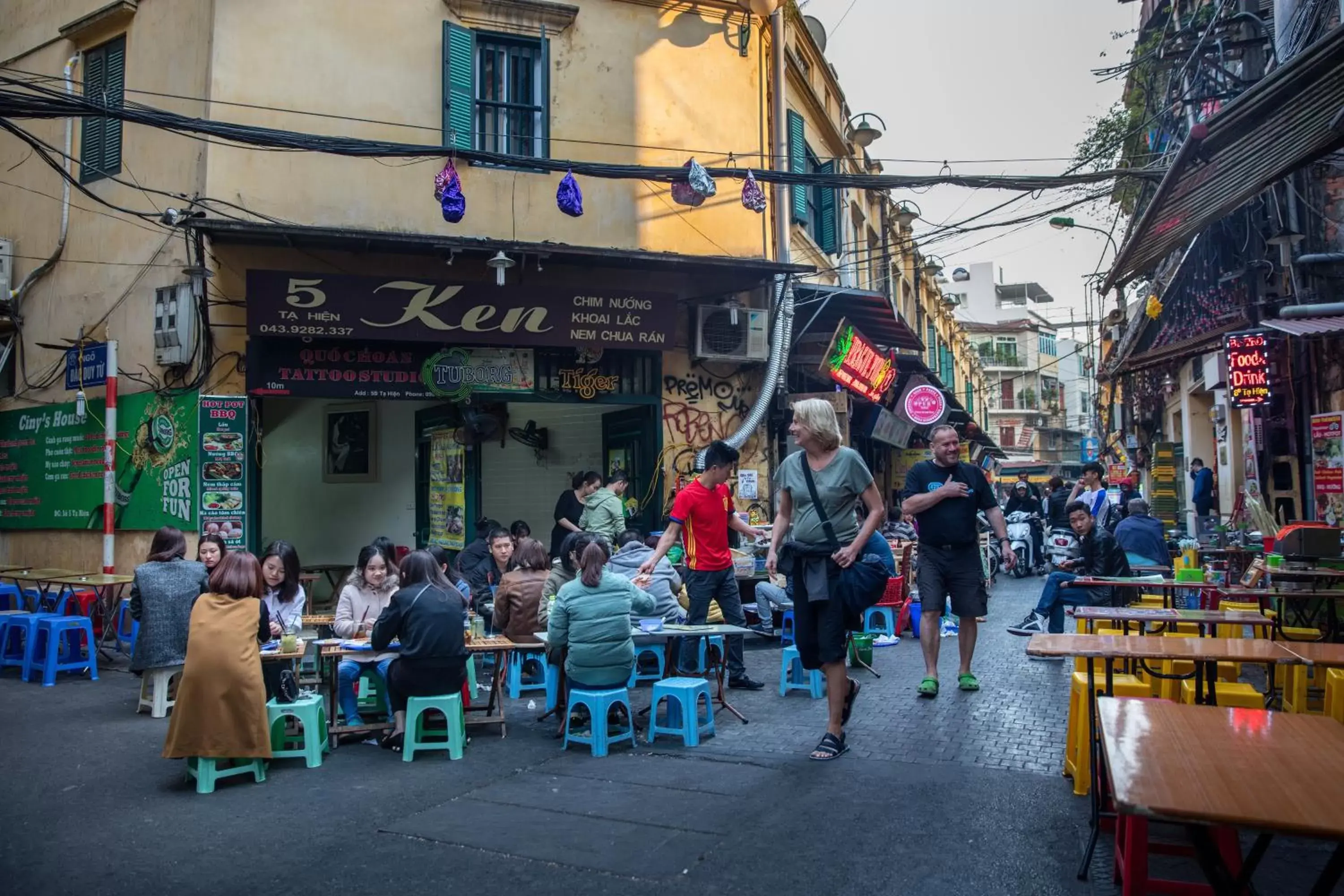 Restaurant/places to eat in Silk Path Hanoi Hotel