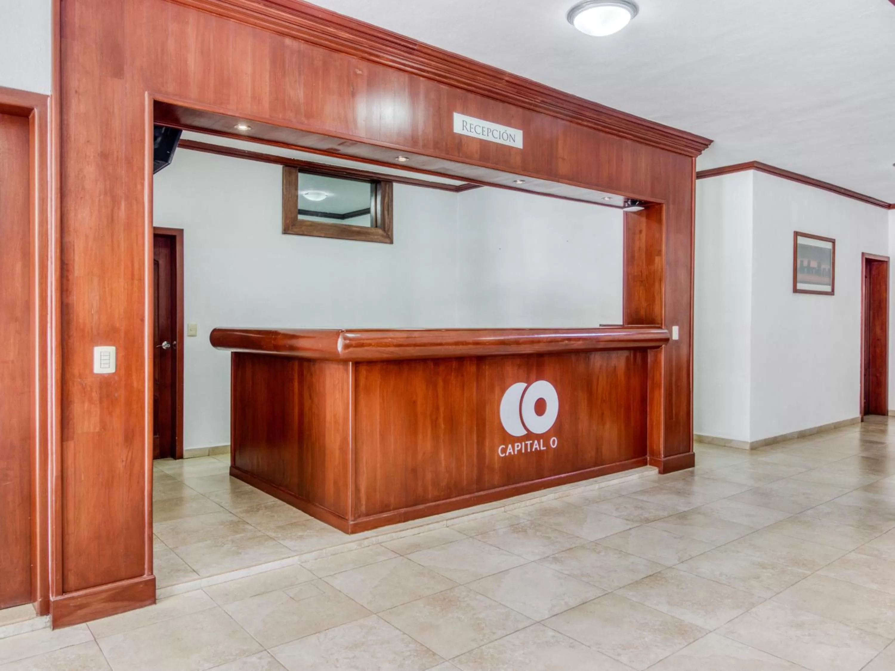 Lobby or reception in Monte Salerno Hotel & Suites