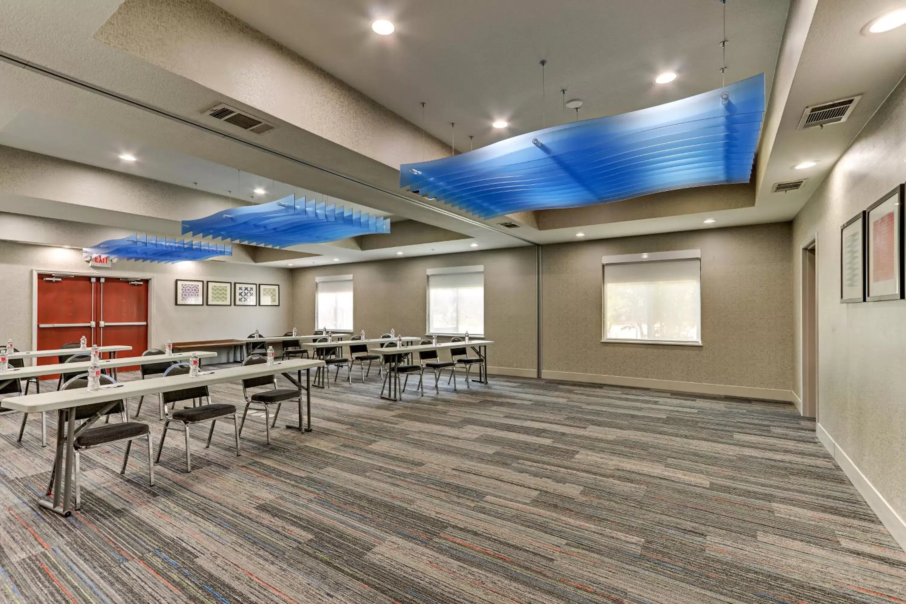 Meeting/conference room in Holiday Inn Express Hotel and Suites Weatherford, an IHG Hotel