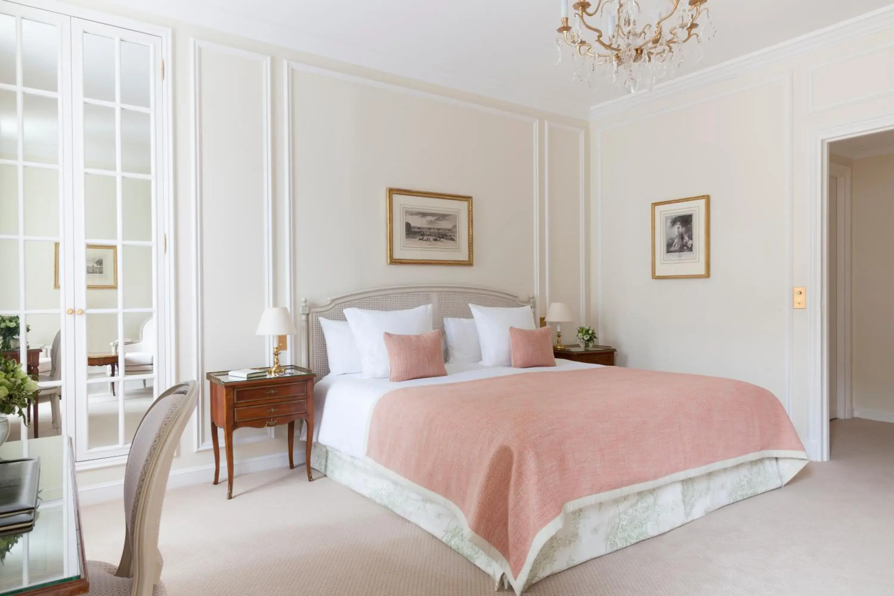 Bedroom, Bed in Le Bristol Paris - an Oetker Collection Hotel