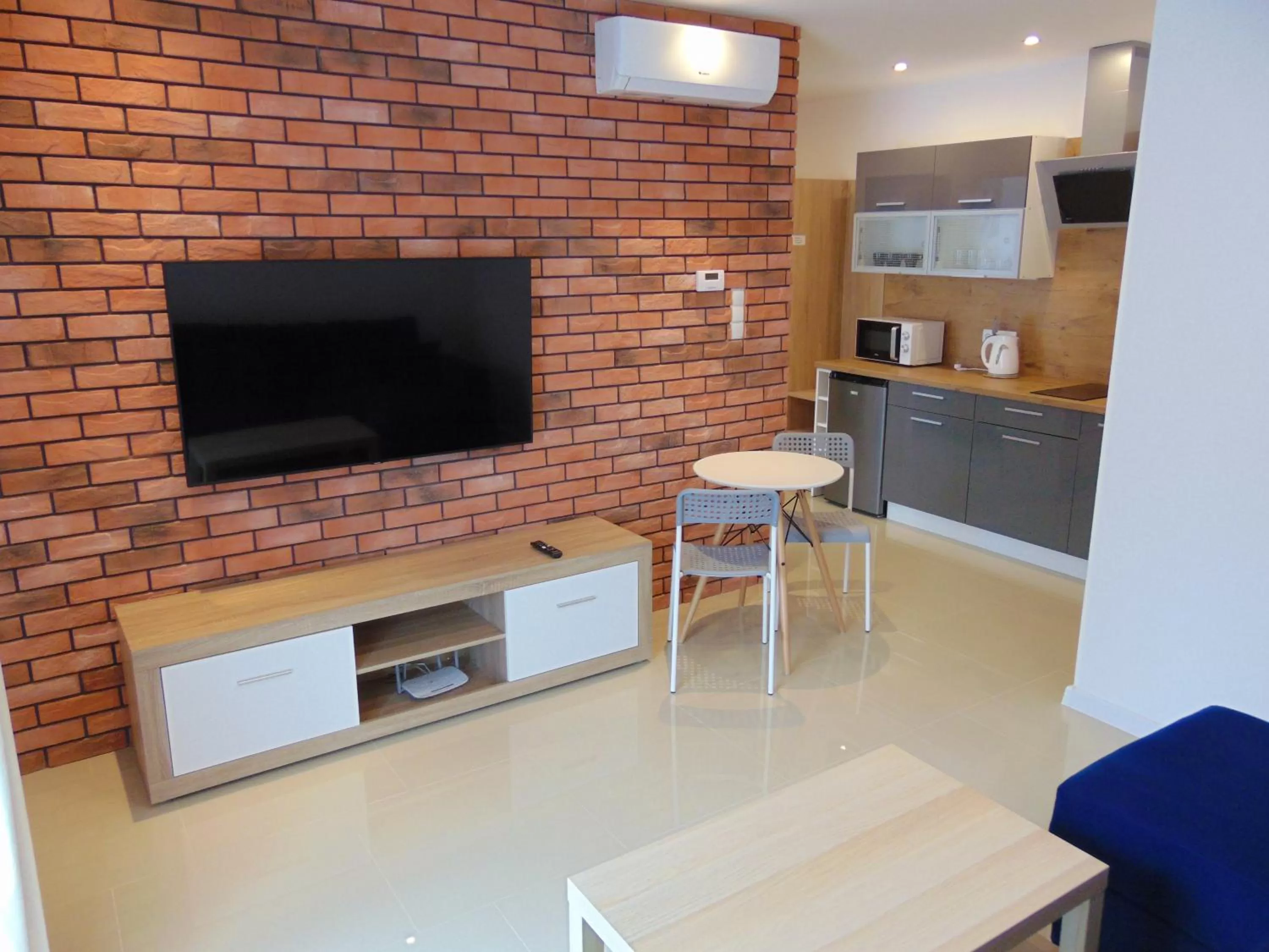 TV and multimedia in Apartamenty Monik Świętochłowice