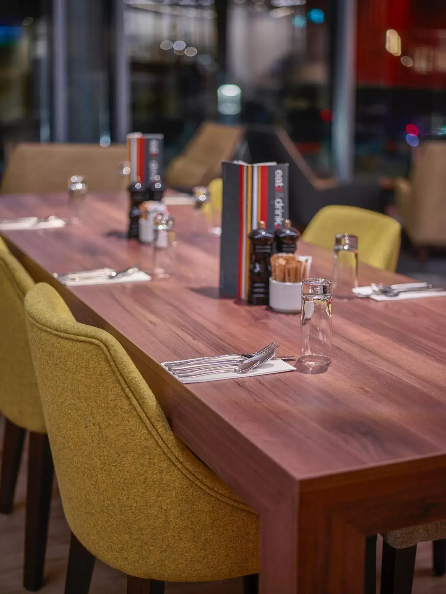 Restaurant/Places to Eat in Sleeperz Hotel Dundee