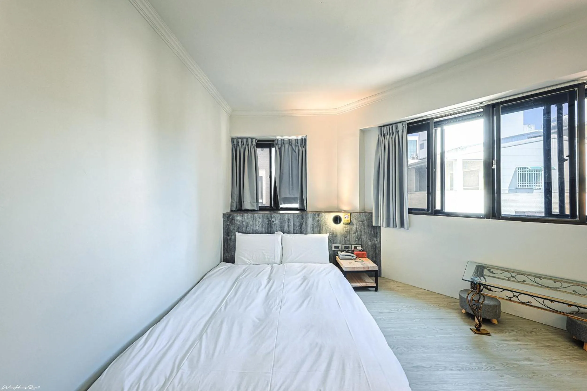 Photo of the whole room, Bed in 亞馨文旅 近東大門夜市 有免費停車場 可自助入住