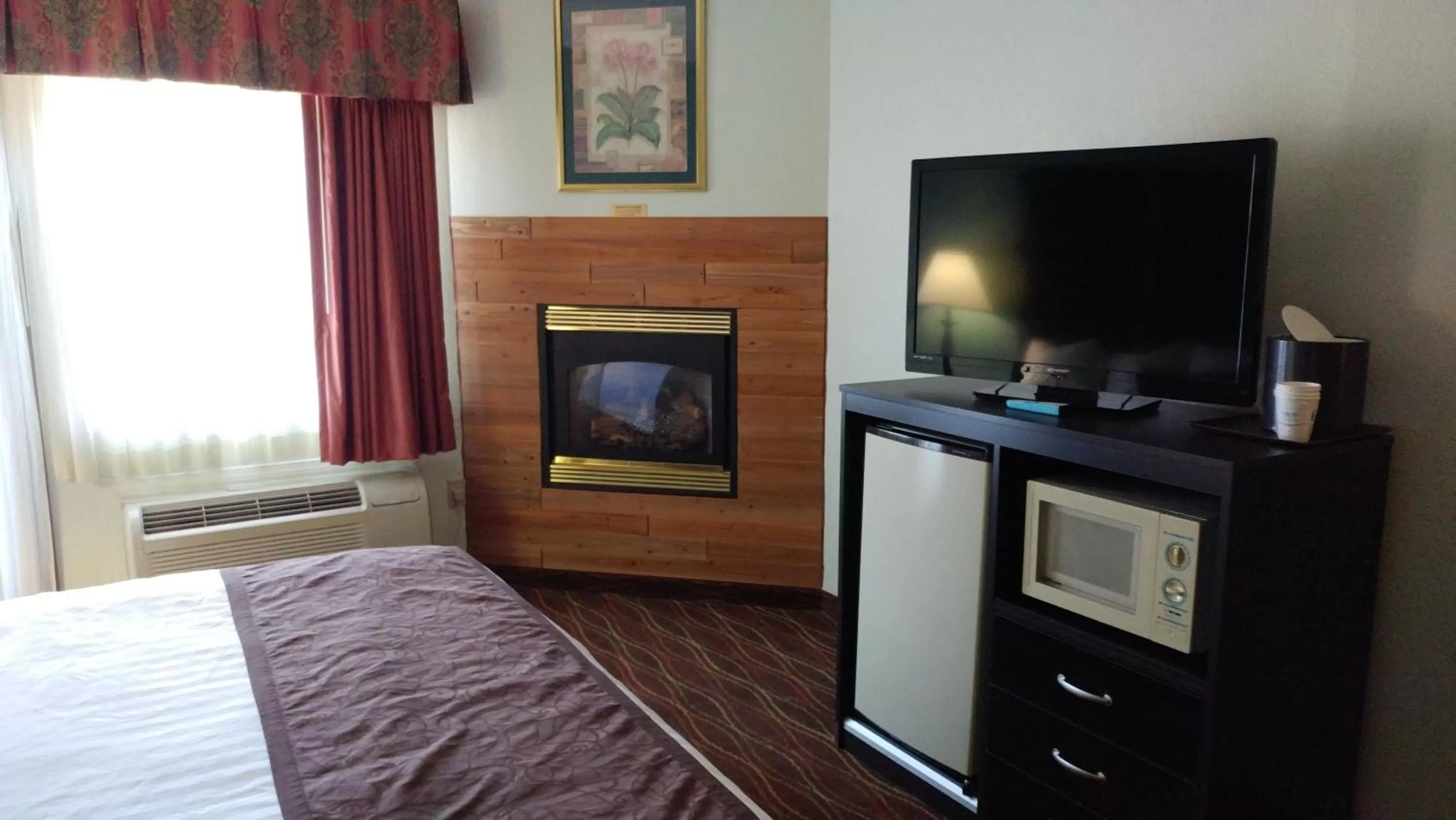 TV and multimedia, Bed in Baymont by Wyndham Helen