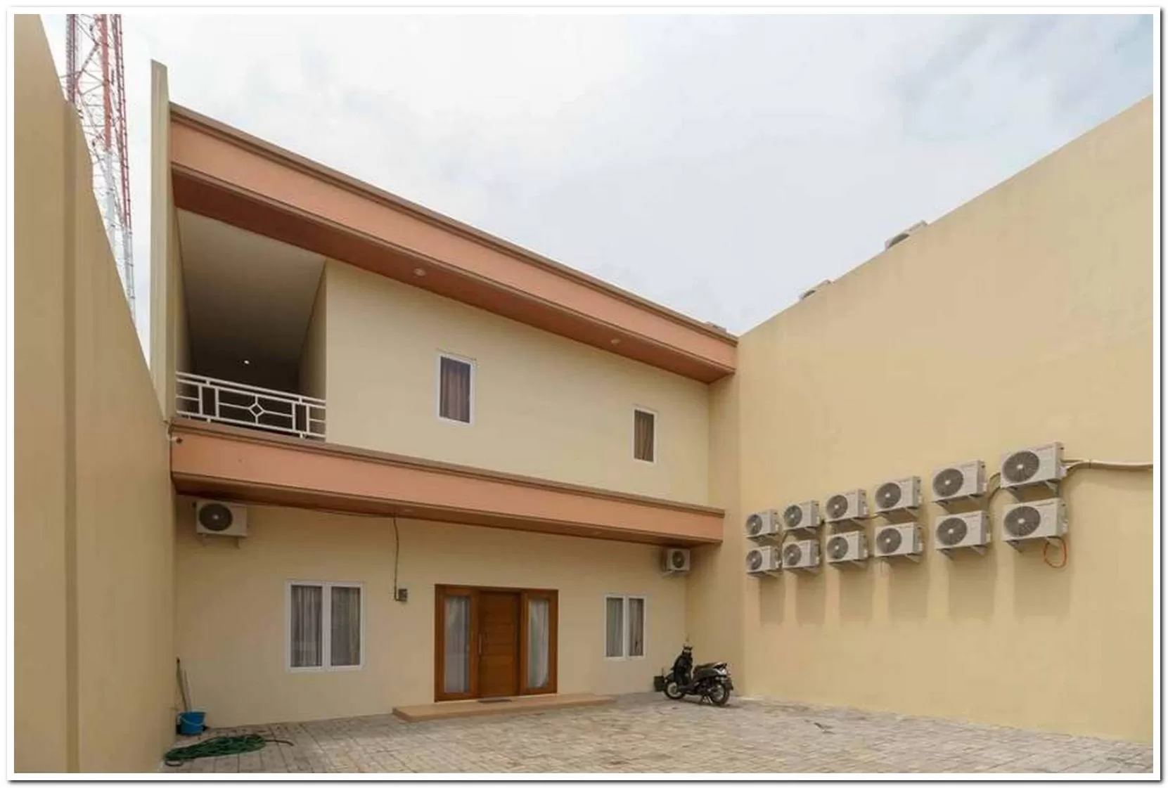 Property building in KoolKost At Karang Tengah Tangerang