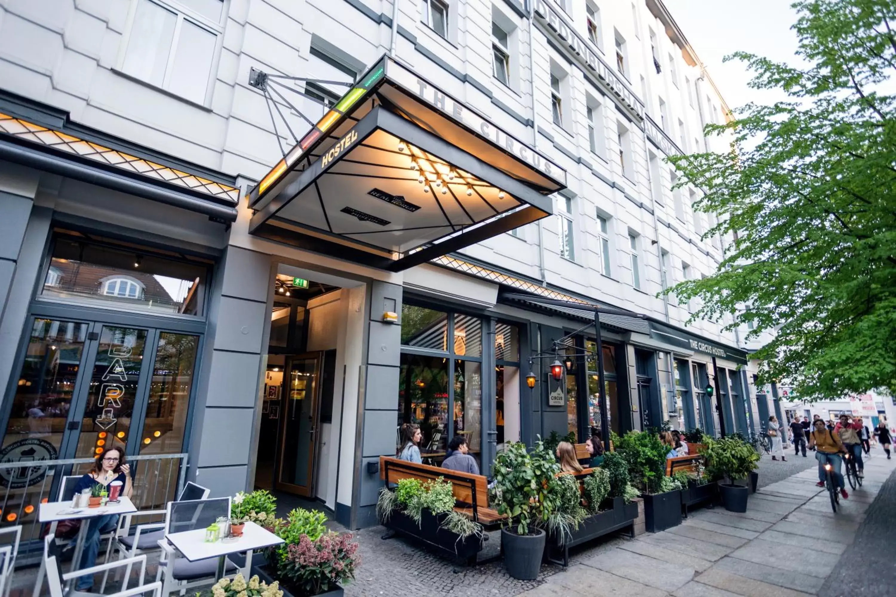 Facade/entrance in The Circus Hostel Facade/entrance in The Circus Hostel