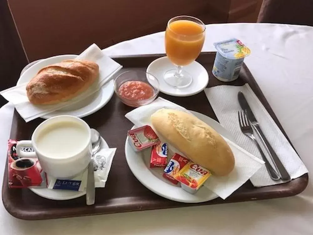 Continental breakfast, Breakfast in Hotel Anfora