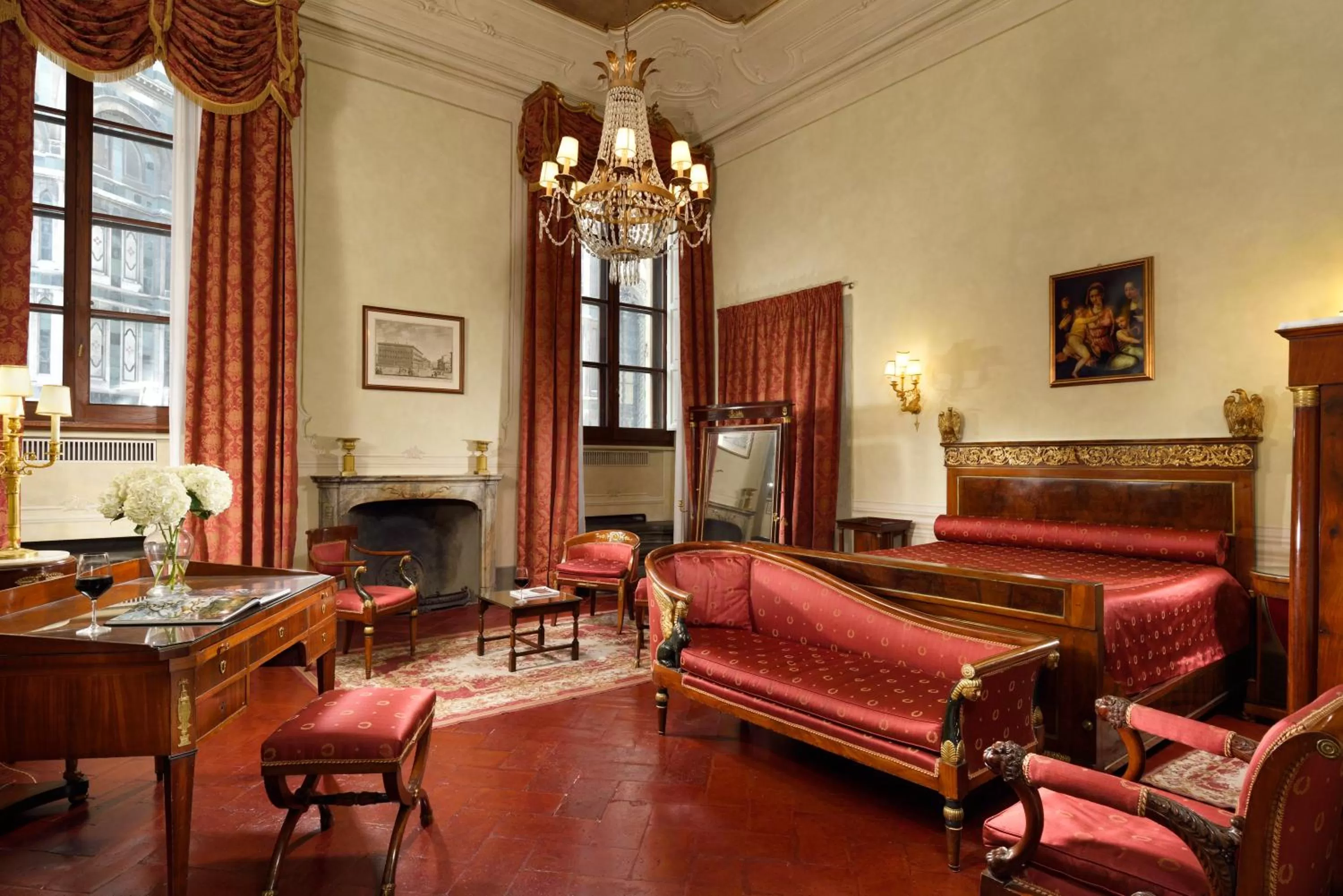 Photo of the whole room in Palazzo Niccolini al Duomo Residenza D'Epoca