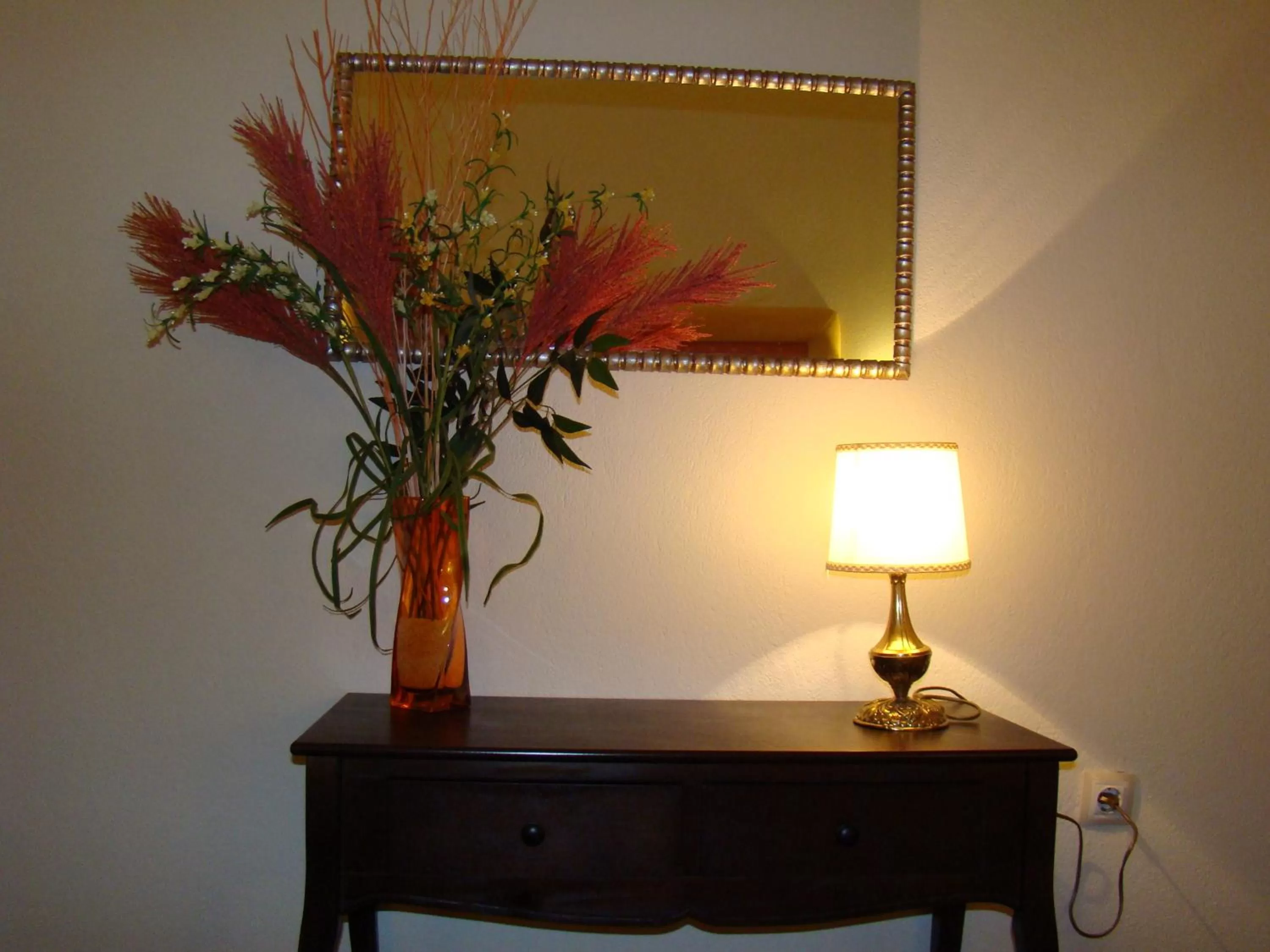 Bedroom, TV/Entertainment Center in Escua