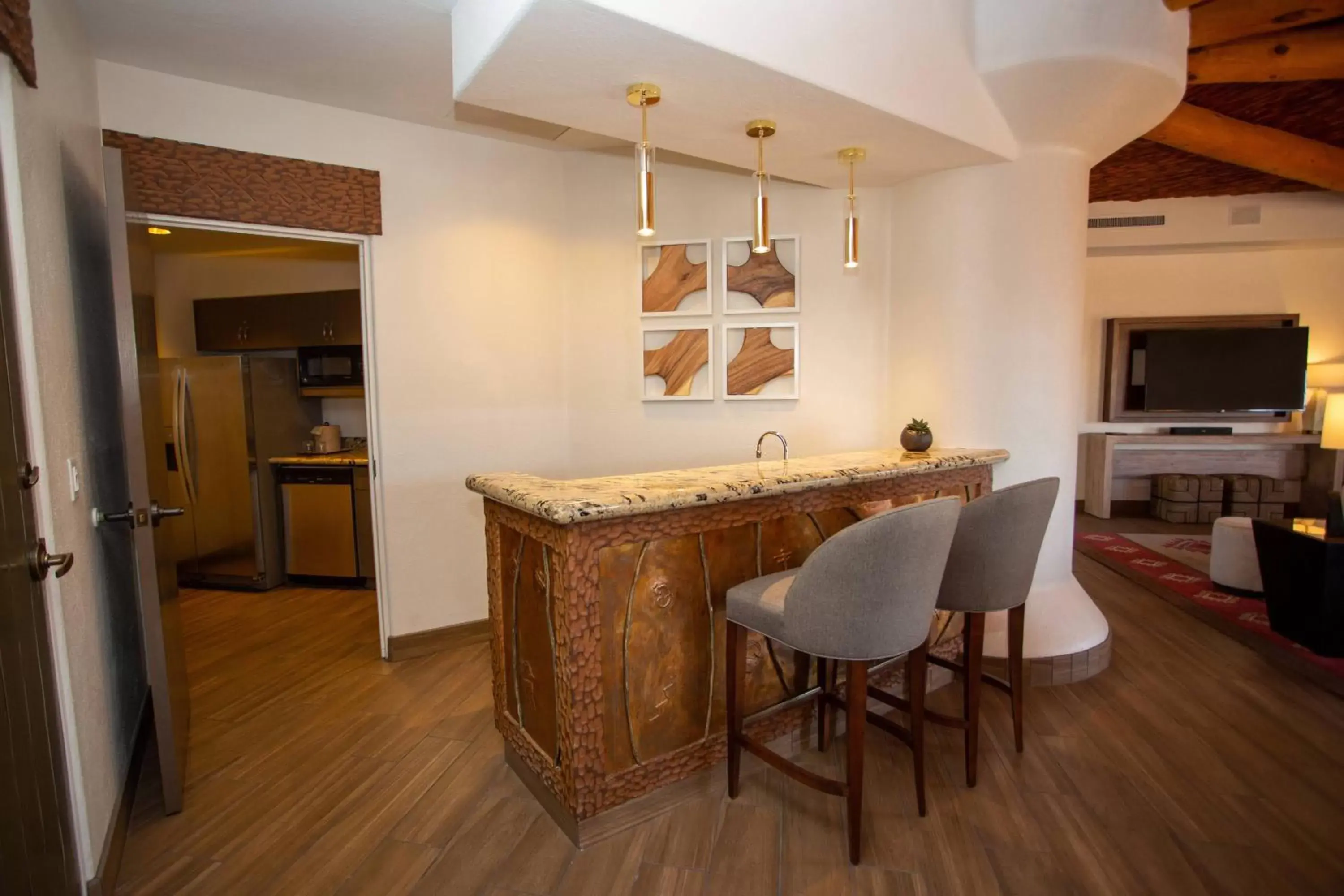Photo of the whole room, Kitchen/Kitchenette in JW Marriott Scottsdale Camelback Inn Resort & Spa