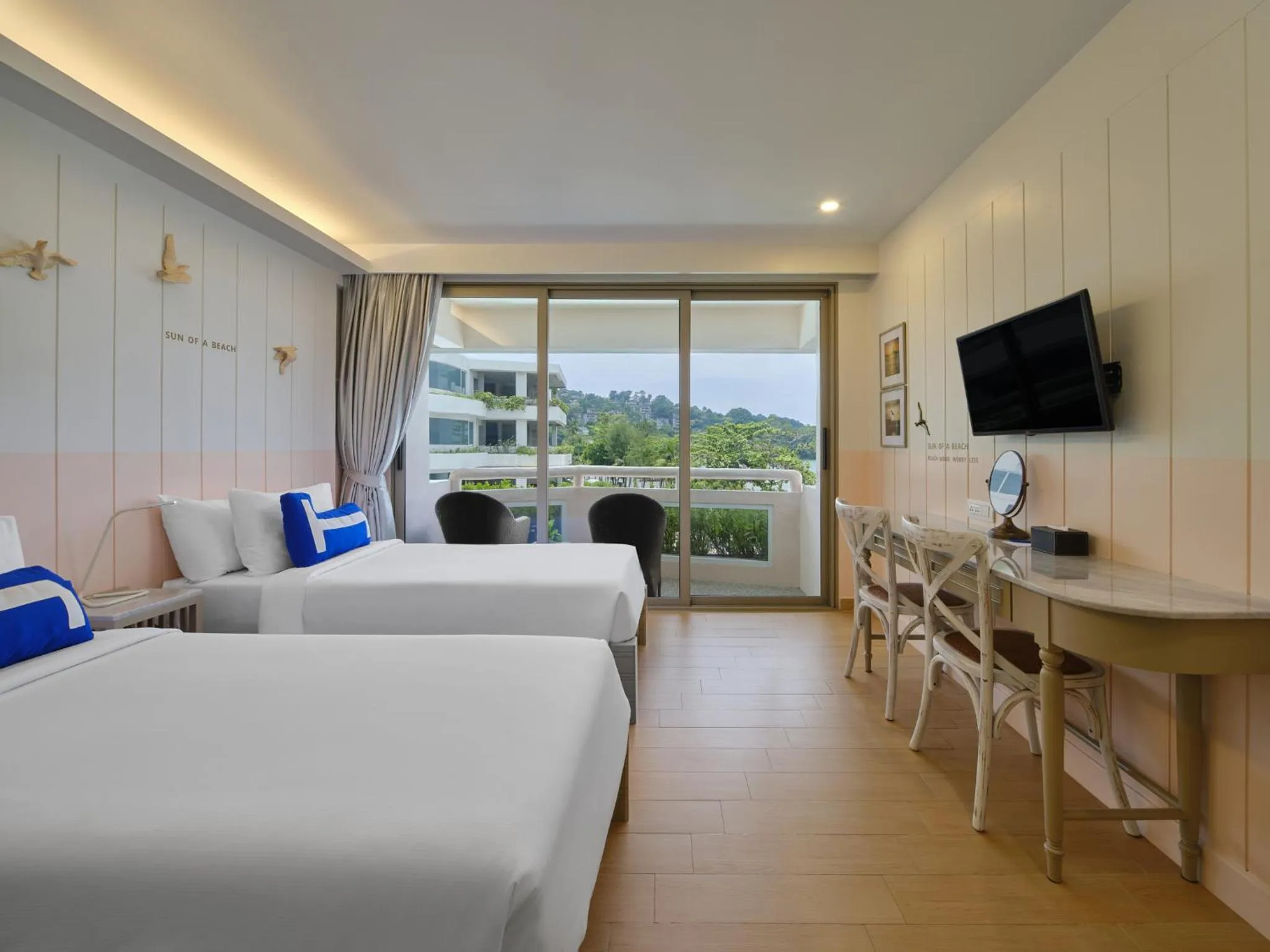 Photo of the whole room, Bed in Homm Bliss Southbeach Patong
