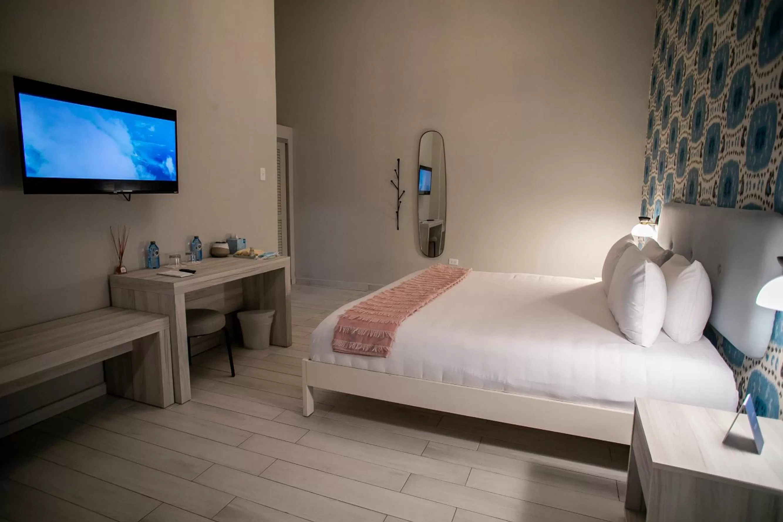 Bed in Trópica Beach Hotel