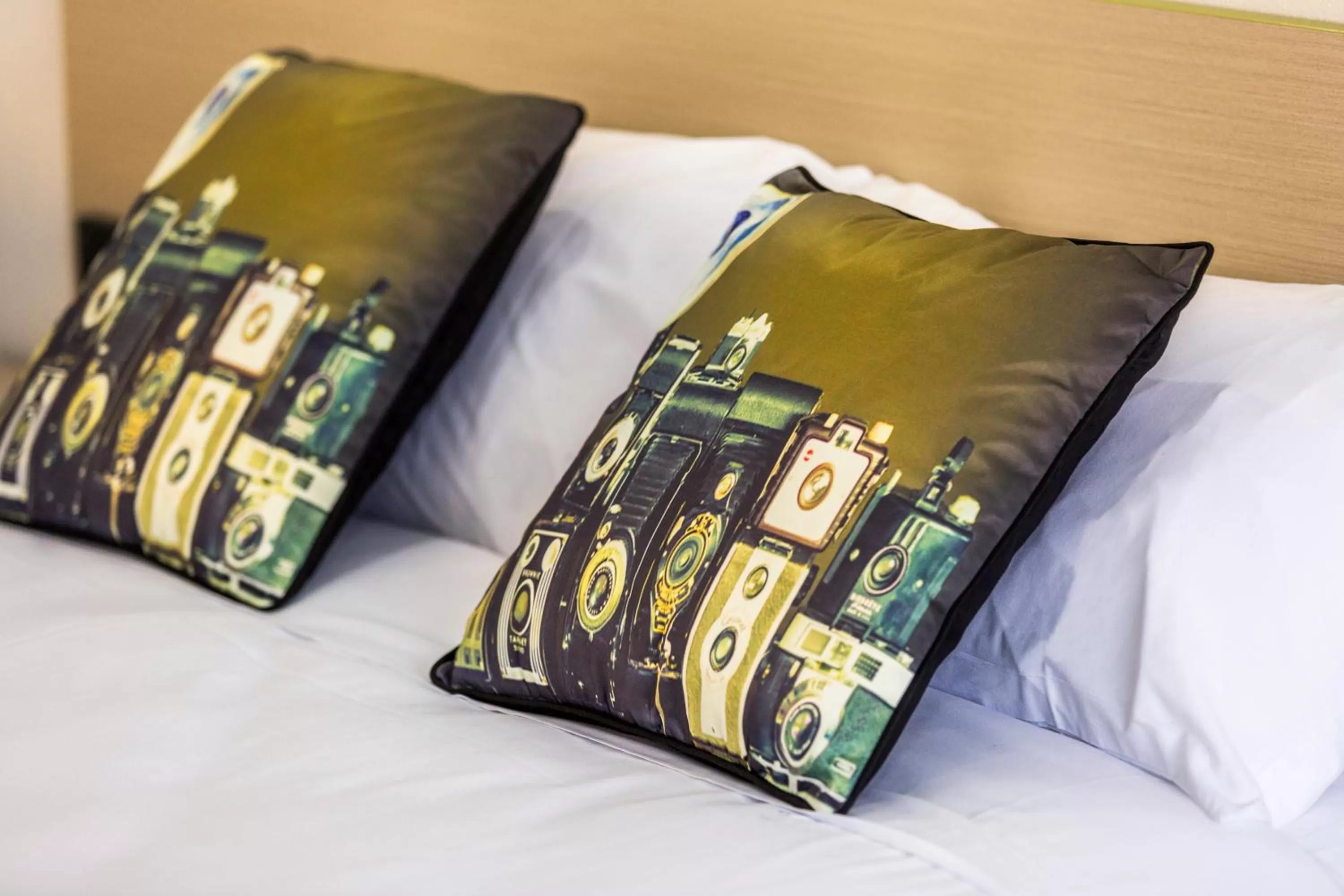 Bed in Boomerang Hotel