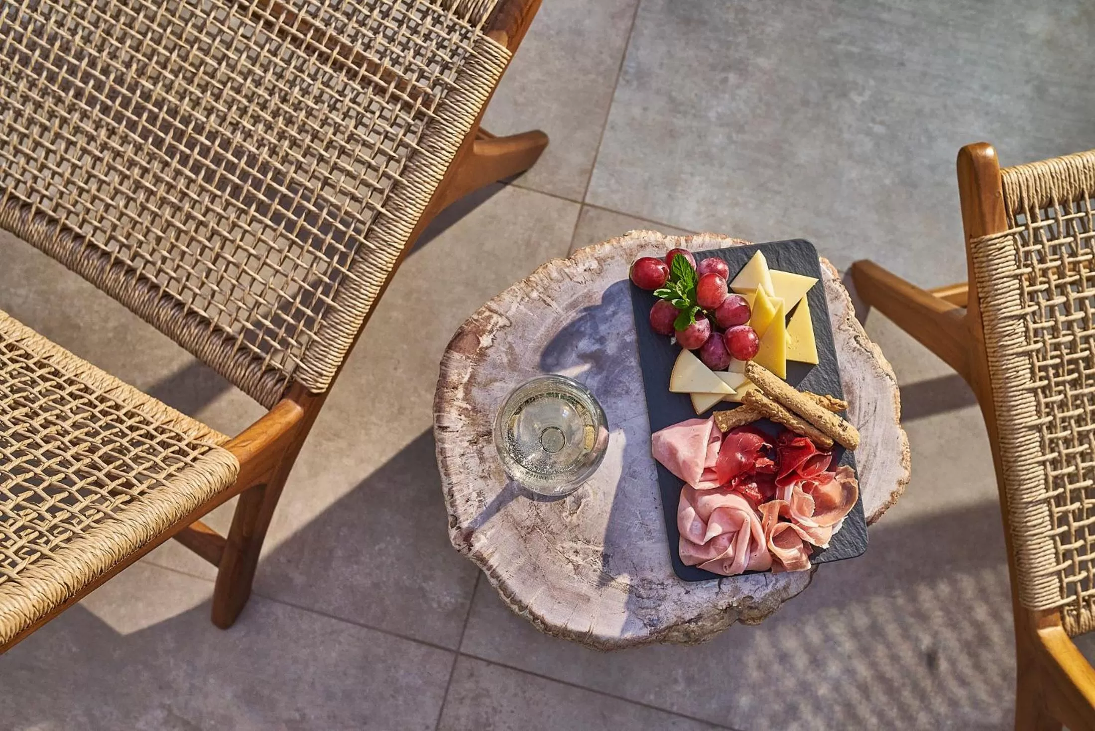 Food and drinks in Regno Di Morea