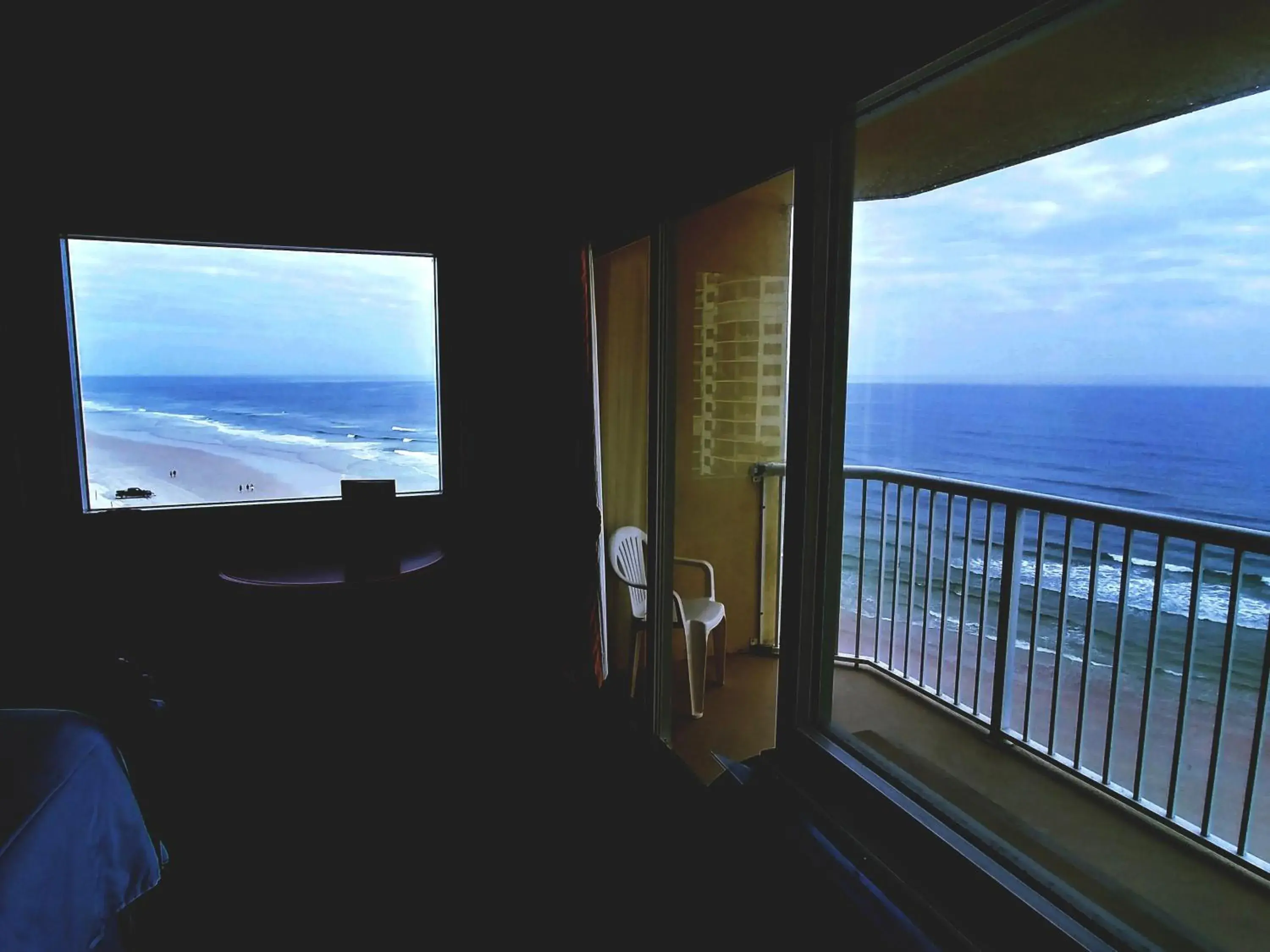 Sea View in Emerald Shores Hotel - Daytona Beach
