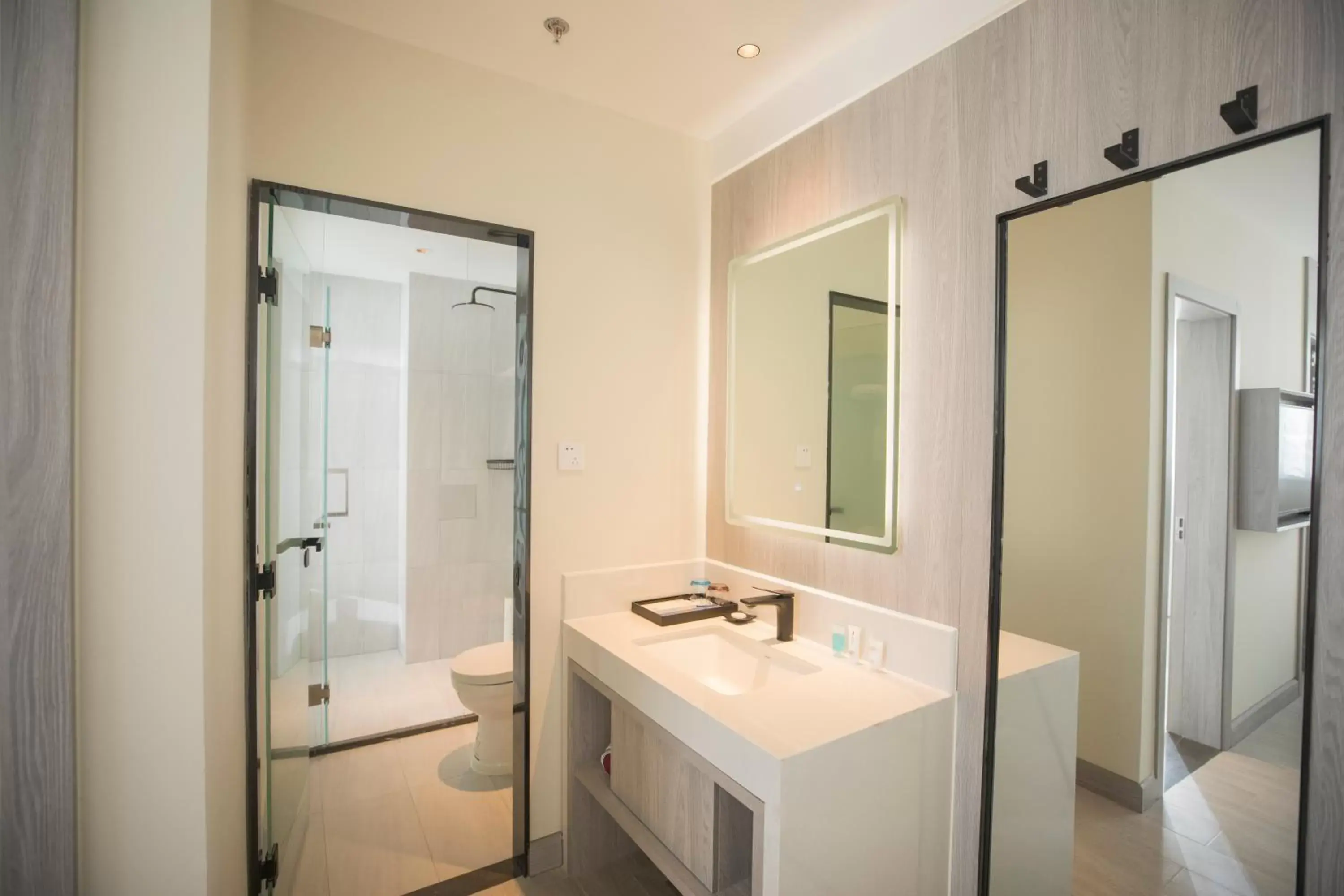 Area and facilities, Bathroom in Beijing Saga Hotel