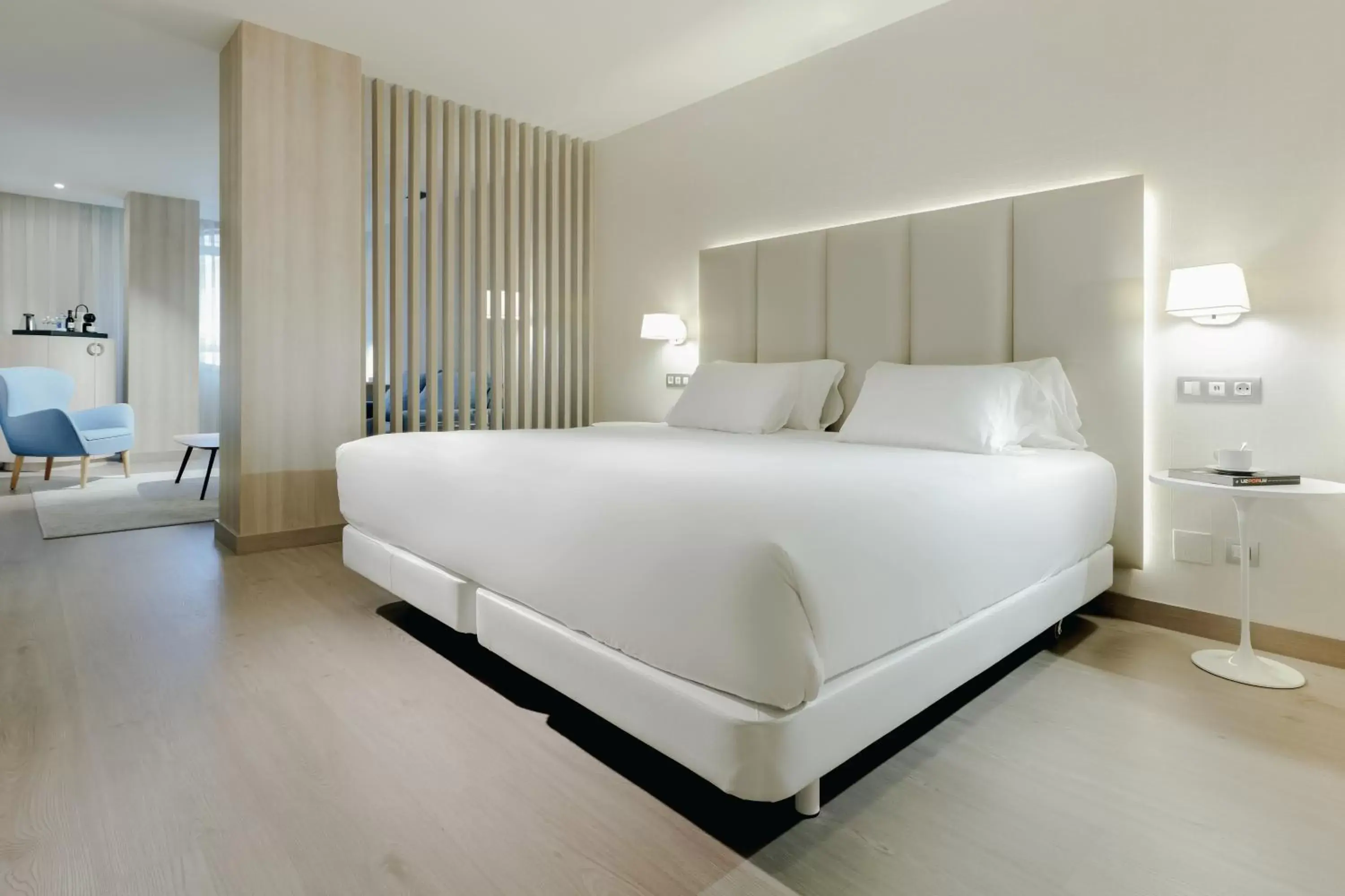 Bedroom, Bed in Hesperia A Coruña Centro