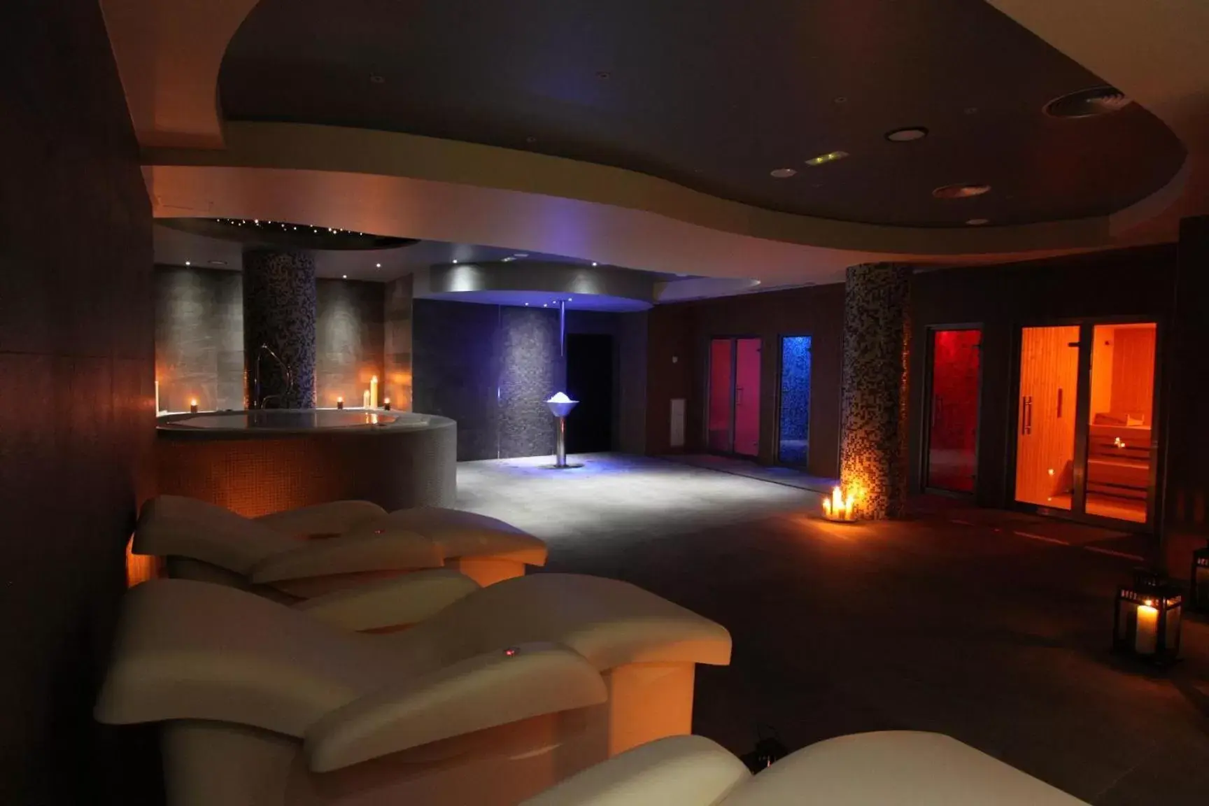 Spa and wellness centre/facilities, Lobby/Reception in Hotel & Spa Real Jaca