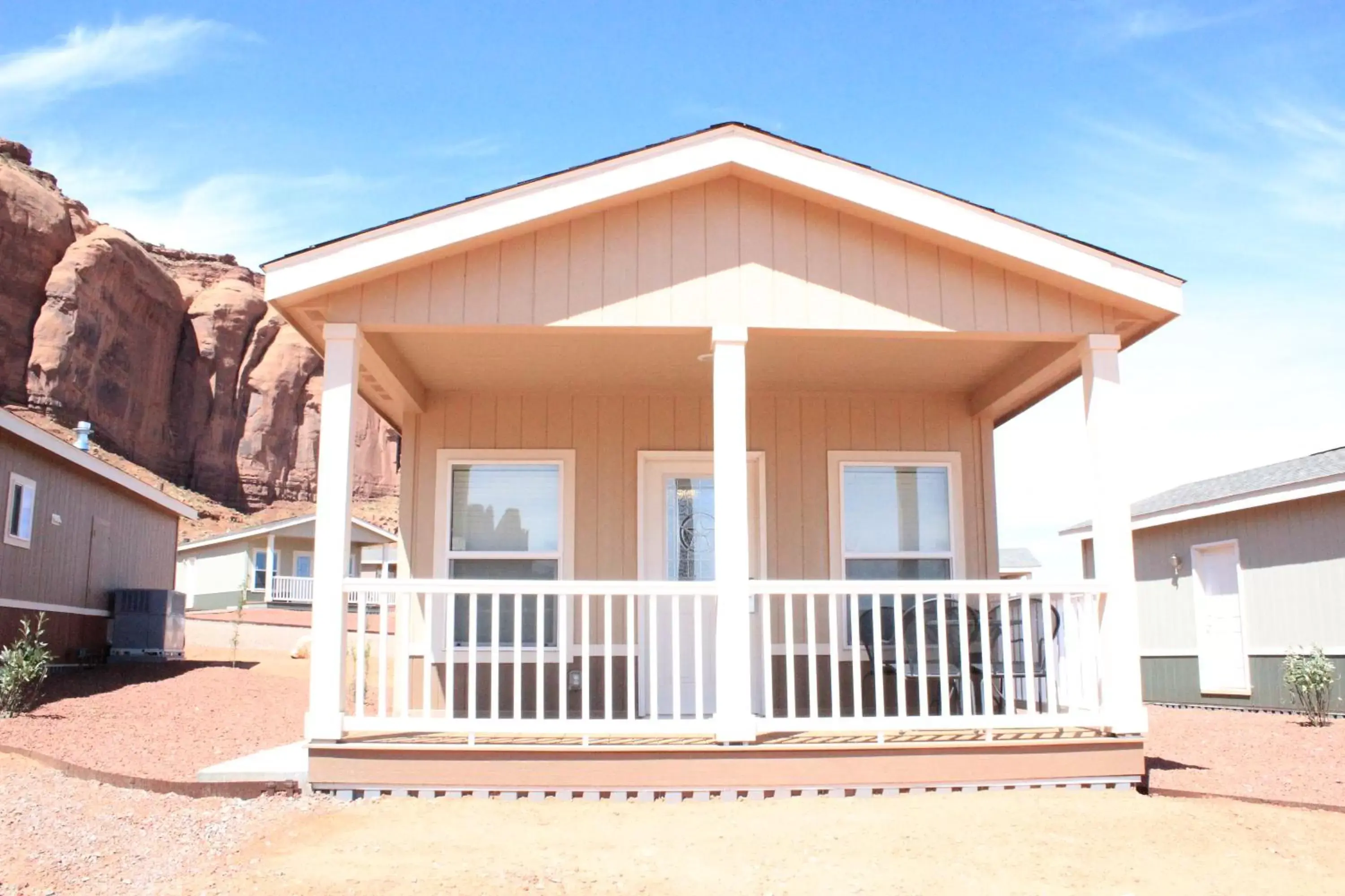 Facade/entrance, Property Building in Goulding's Lodge