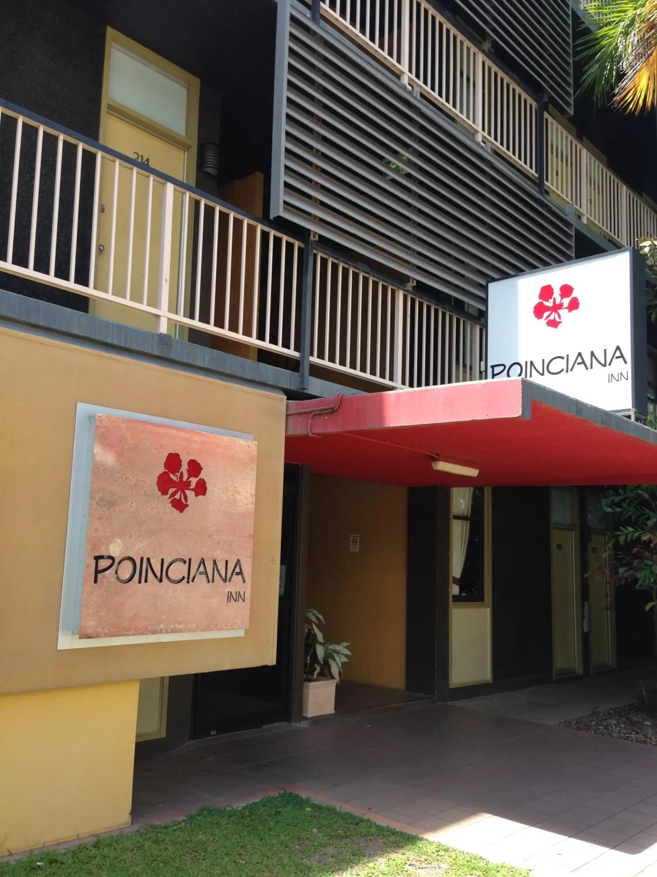 Facade/entrance, Property Logo/Sign in Darwin Poinciana Inn