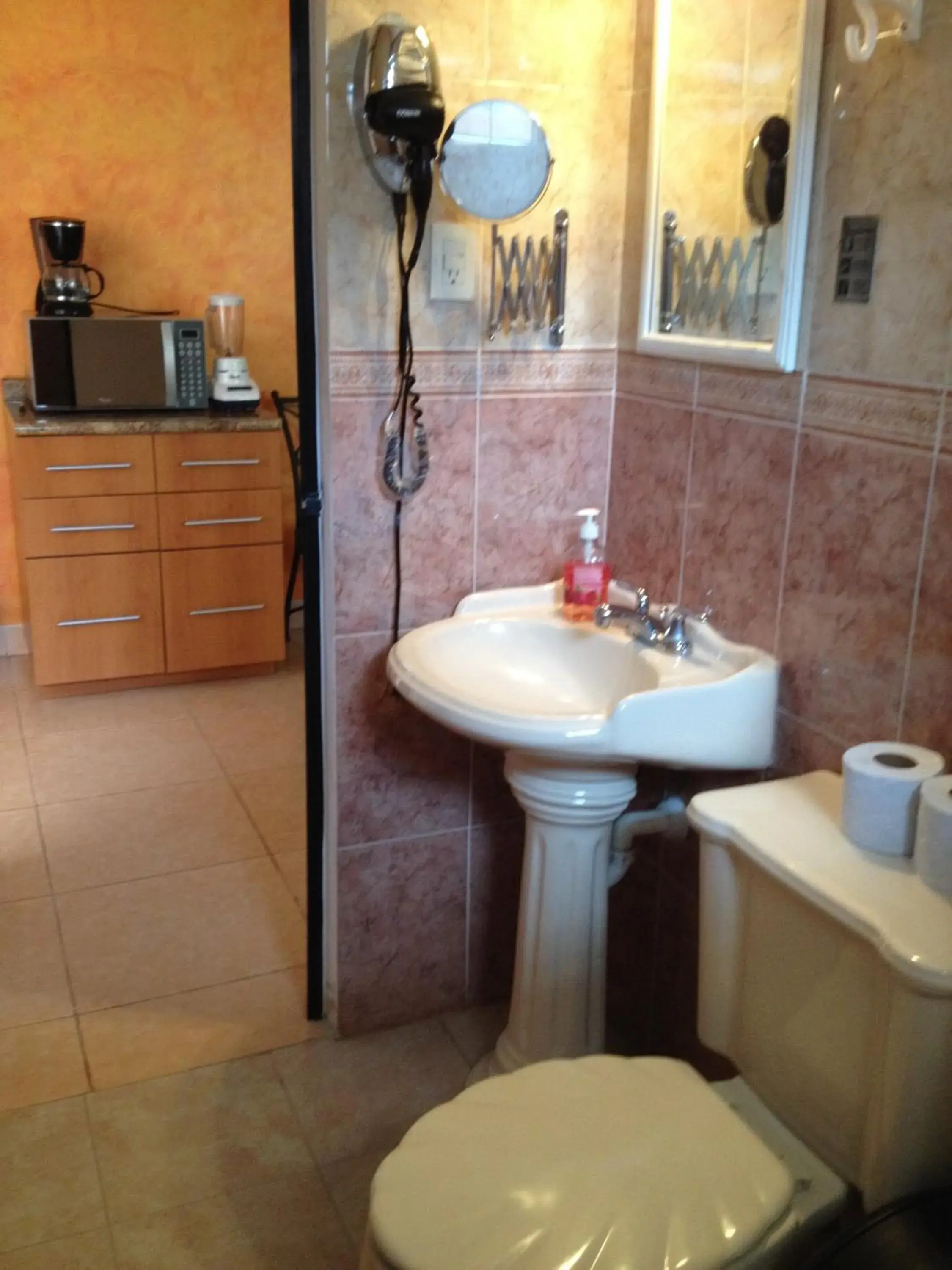 Bathroom in Terracota Corner Rooms