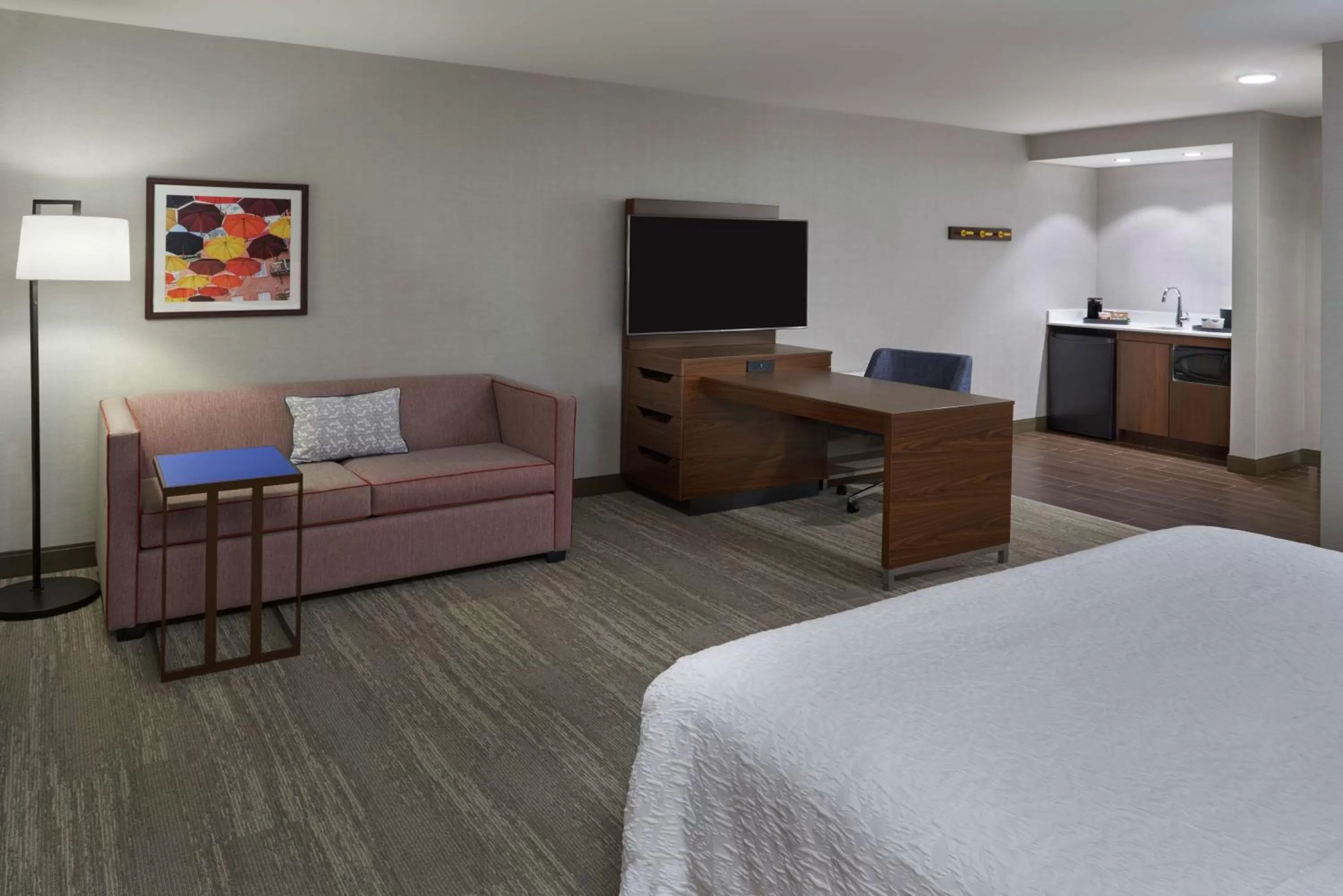 Other, Bed in Hampton Inn & Suites Montreal-Dorval
